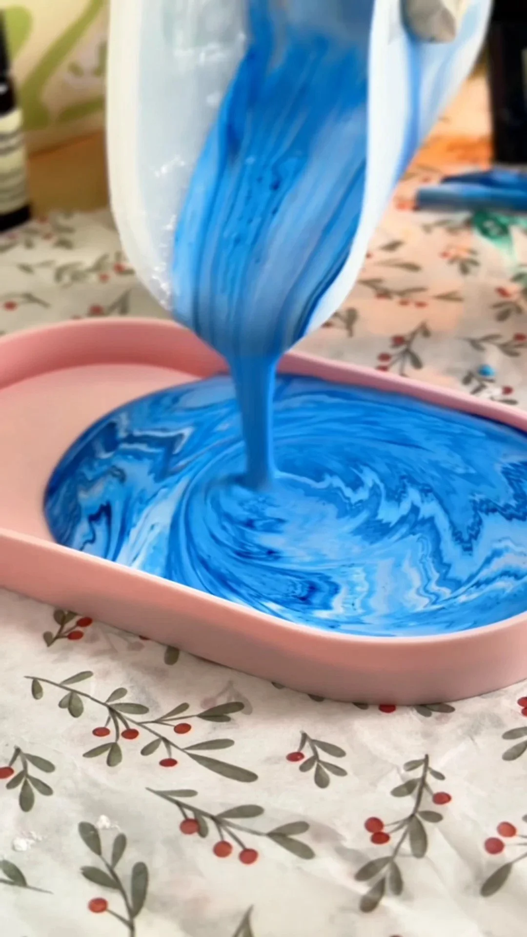 resin and marbelux basket