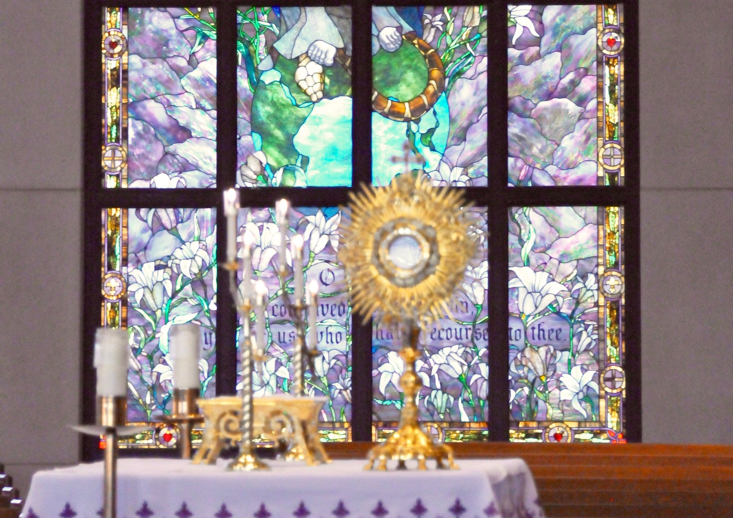 40 Hours Devotion, Exposition of the Blessed Sacrament
