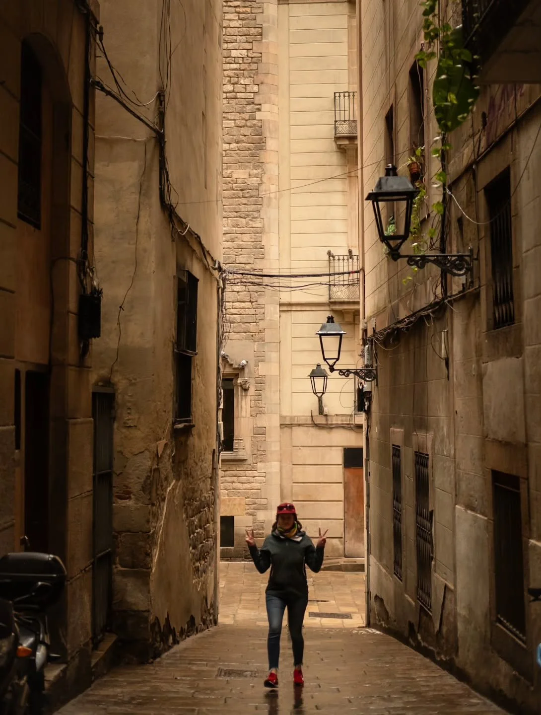 It's 2026, and I thought I would introduce myself because I don't really talk about what makes me, well, me. My name is Carolyn. I am a Wisconsin transplant living in Eastern Oregon. I come from a large, loud family and extended family, which is fun 