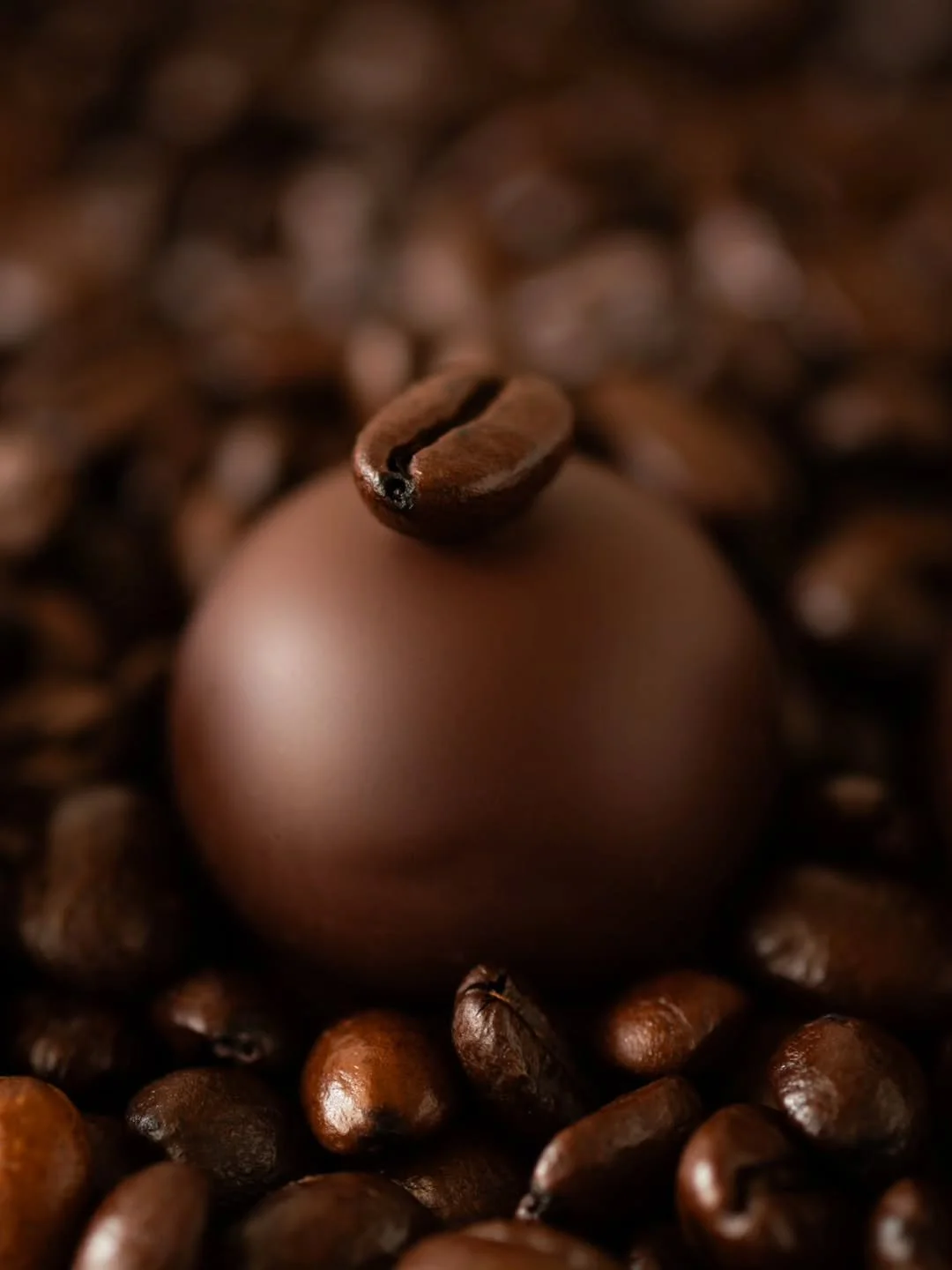 If you're looking for a sweet treat for a special someone in your life or even just to treat yourself(you deserve it), @petersonschocolates Chocolate Espresso Truffle in Baker City, OR will not let you down! 

#coffeeandchocolate #chocolateisthefoodo