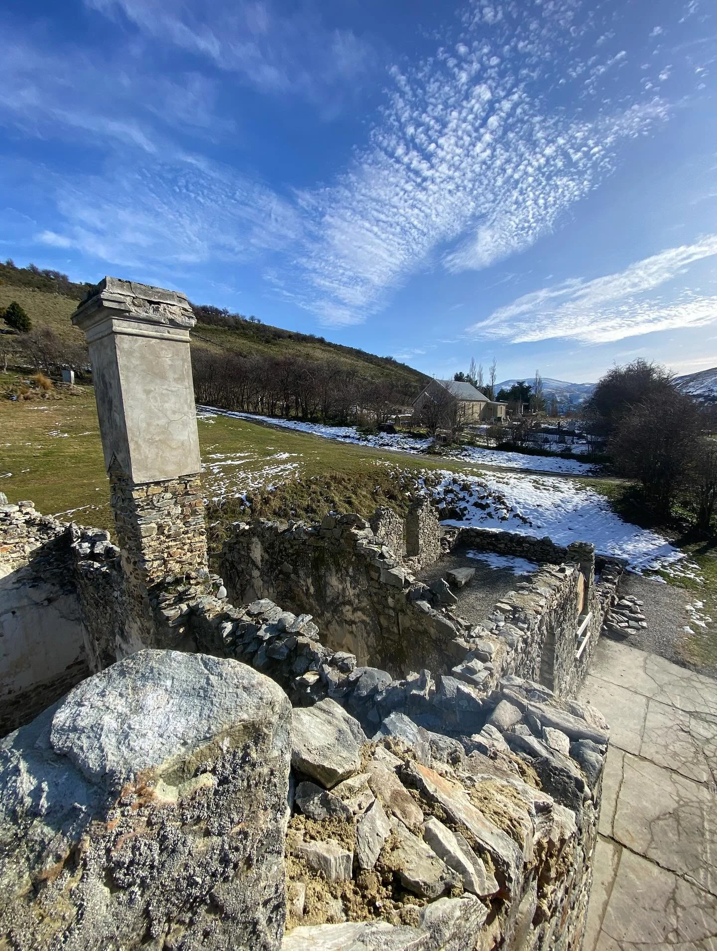 Working with a local stone masonry legend this week, learning how to stabilise this historic school. Love learning new/really really old building techniques. 🏠