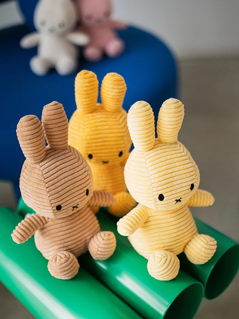 corduroy_23-butteryellow.png