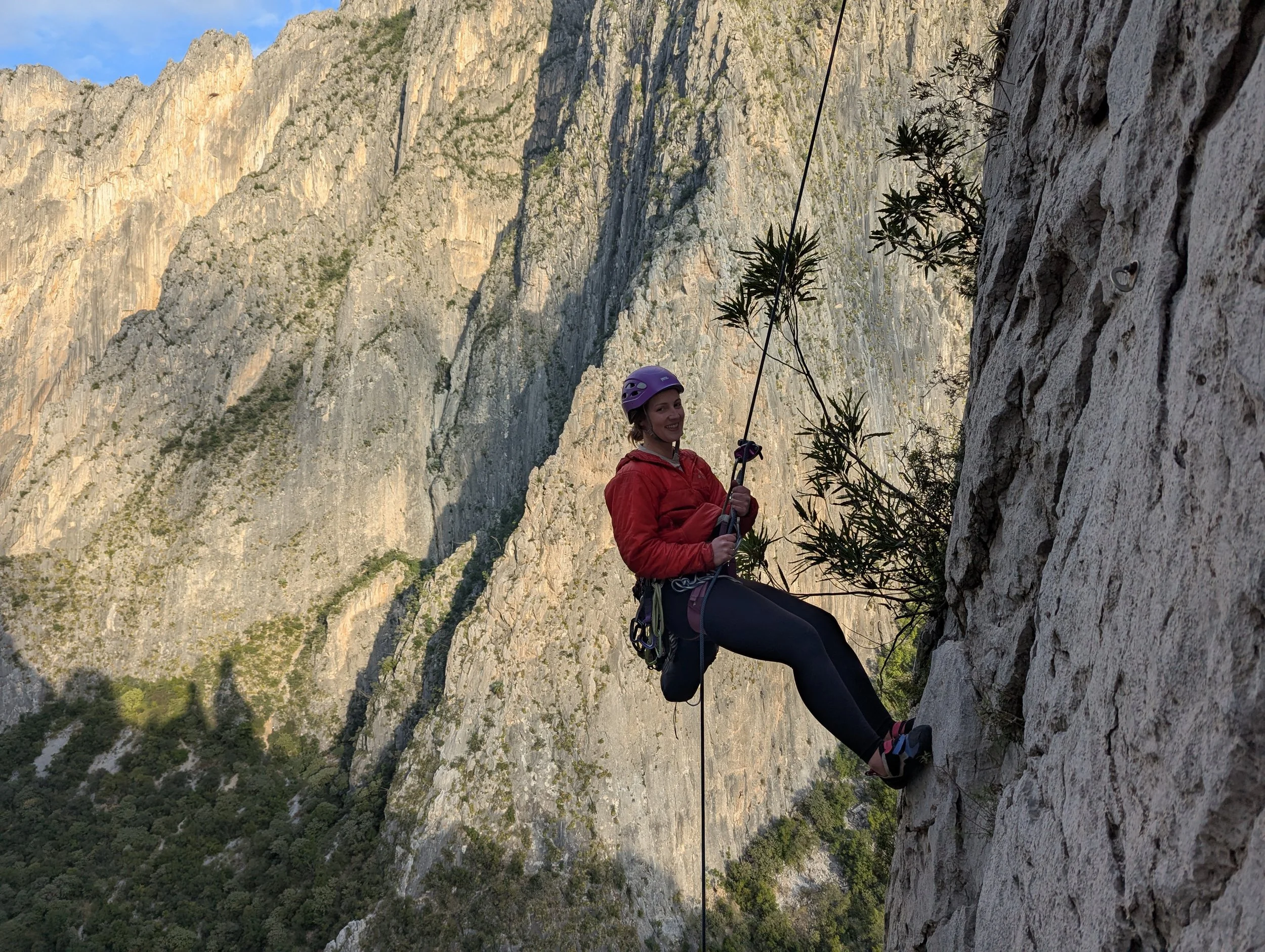 Crack Test Dummies Rappeling