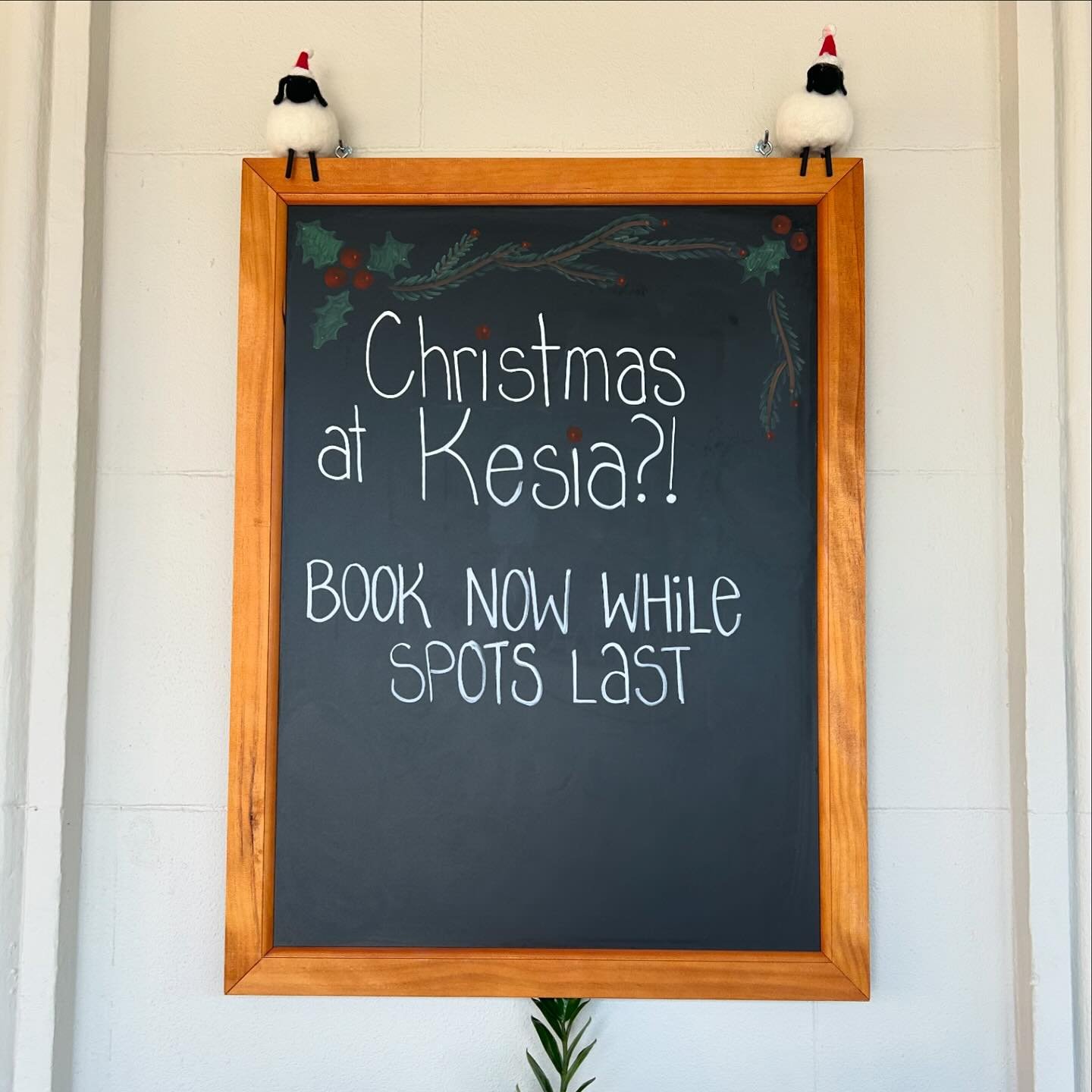 Christmas at Kesia! Spaces are filling up fast - book your Christmas function in with the team 🎄🎅

Contact@kesia.co.nz

#kesia #christmasatkesia #christmasfunctions #kesiaonponsonby