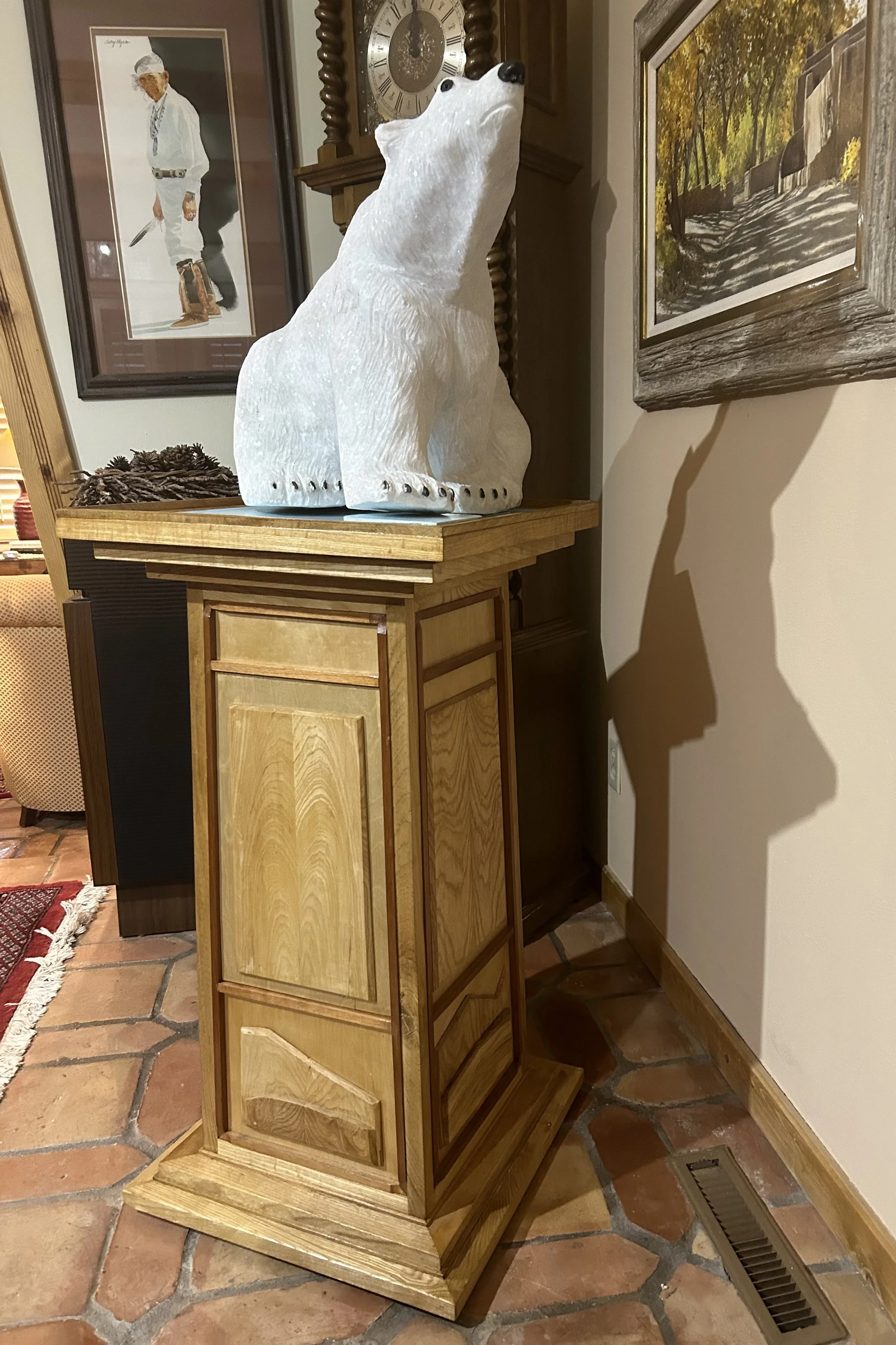 custom made sculpture stand made by dadowoodworking furniture company.