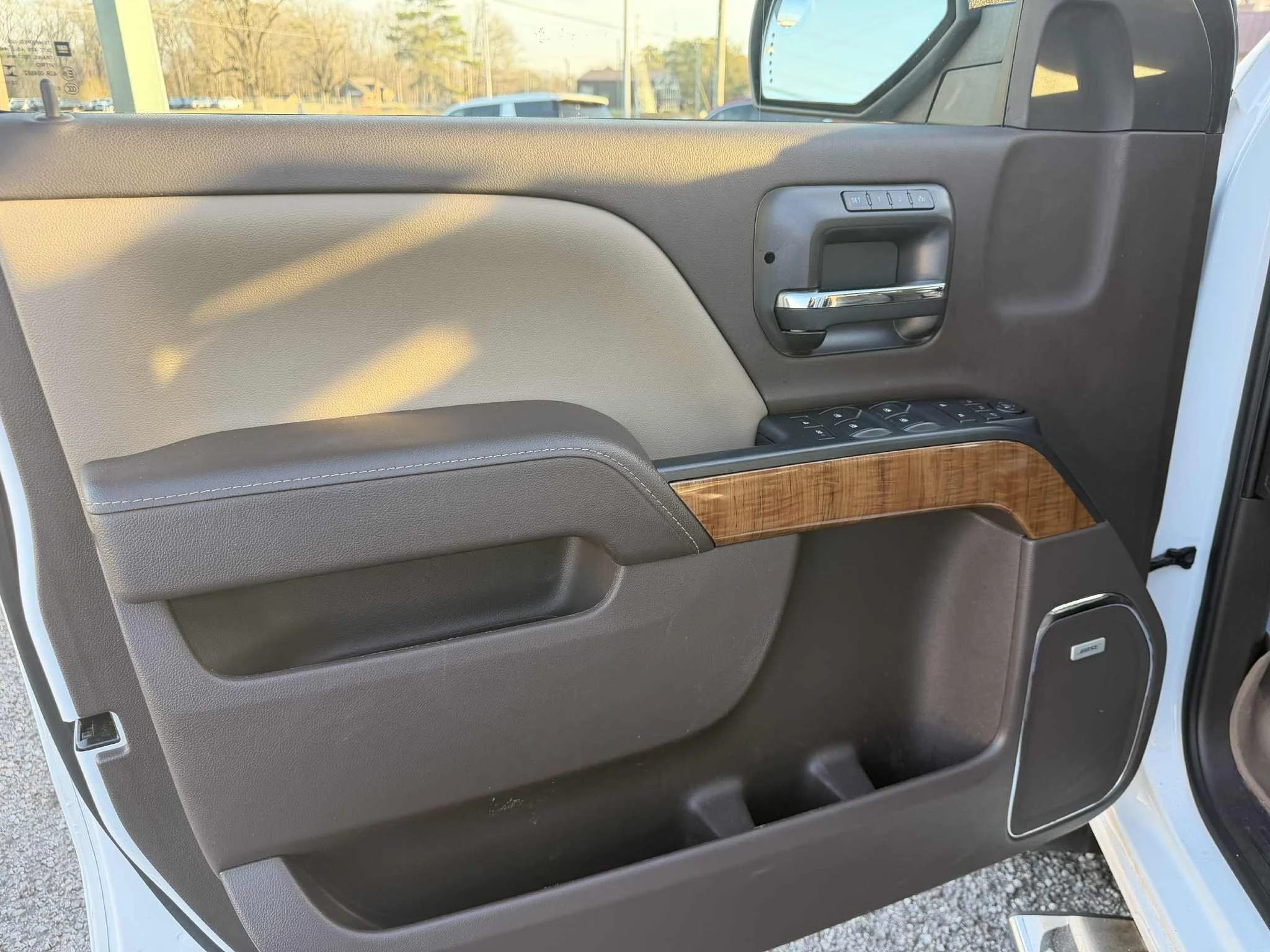 e13a9815-4ba7-4291-a005-a3937641344a.jfif