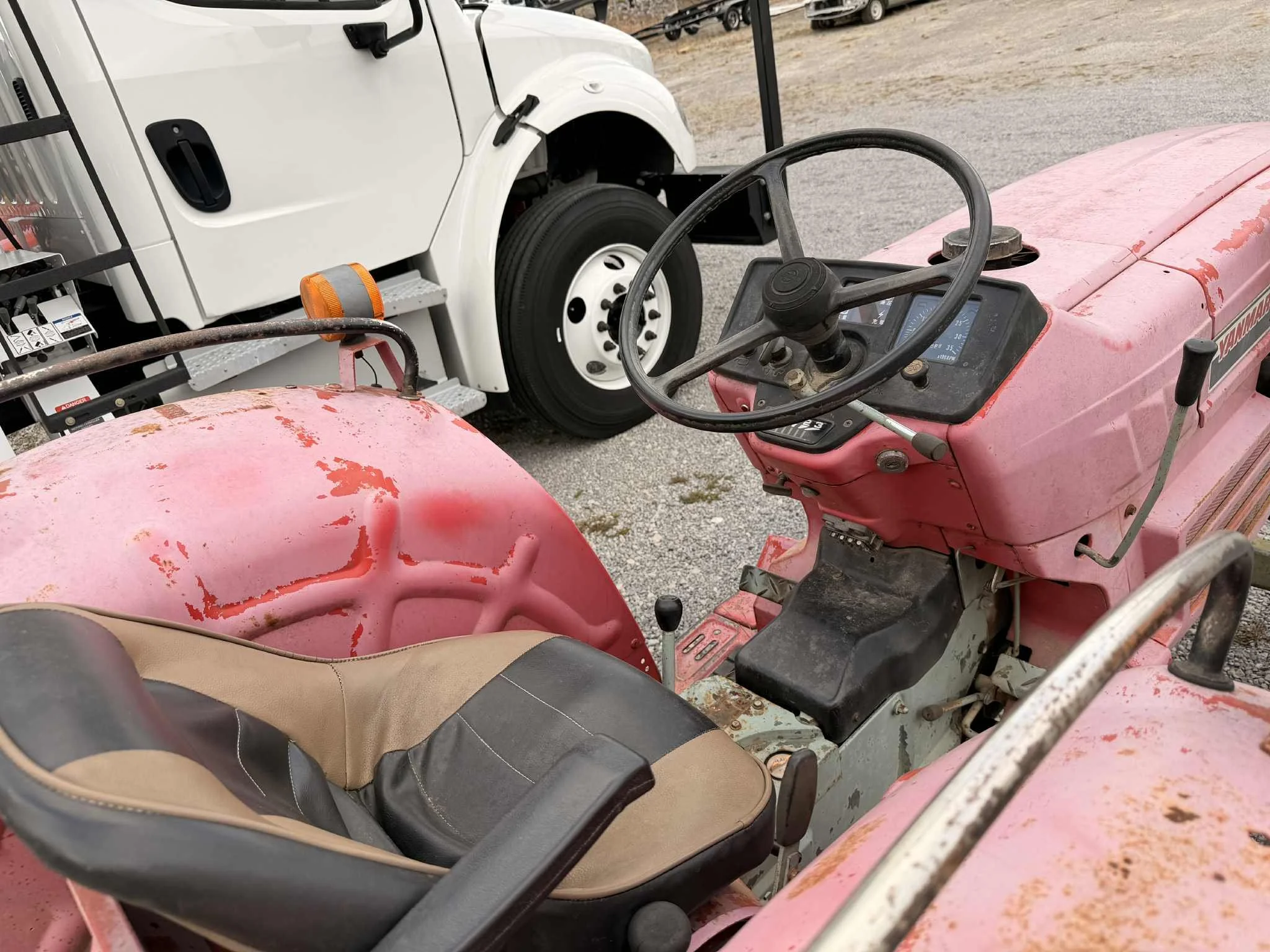 7e5a5fc5-1c19-45fe-aa64-6a9651eb5ad7.jfif