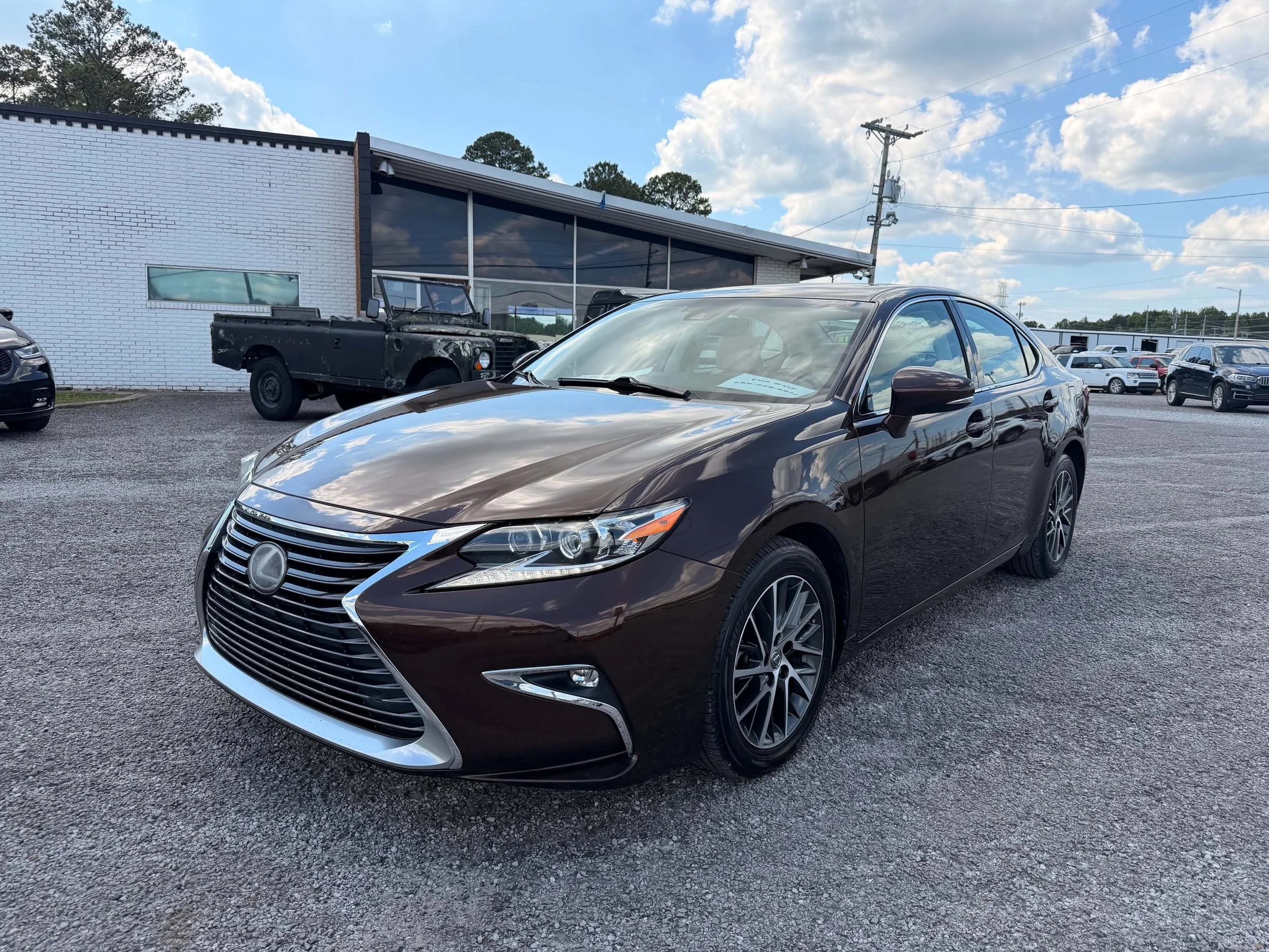 2017 Lexus ES 350 Brown