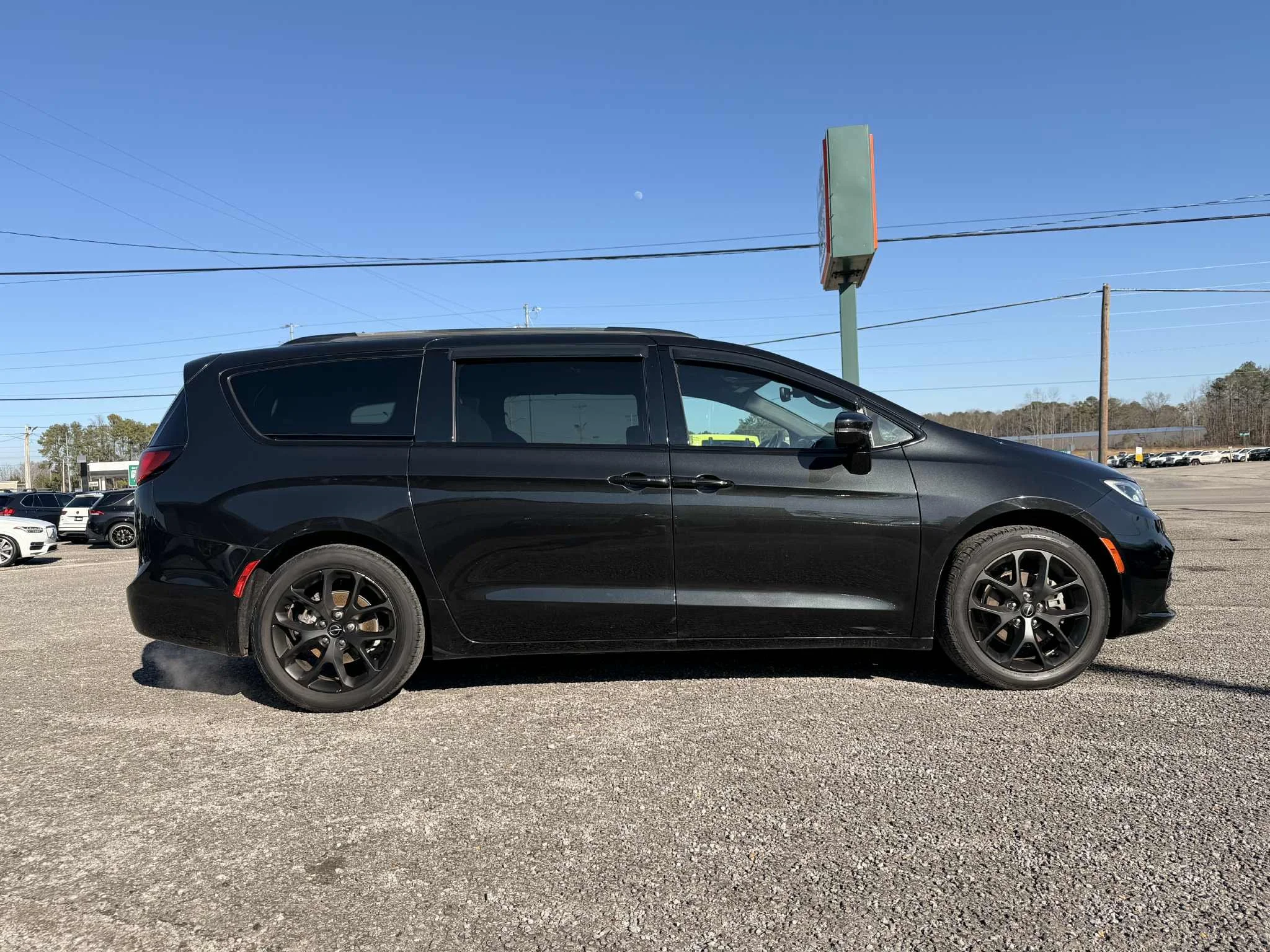 743705d6-97d3-4c49-90a7-f0bd2813cf6c.jfif