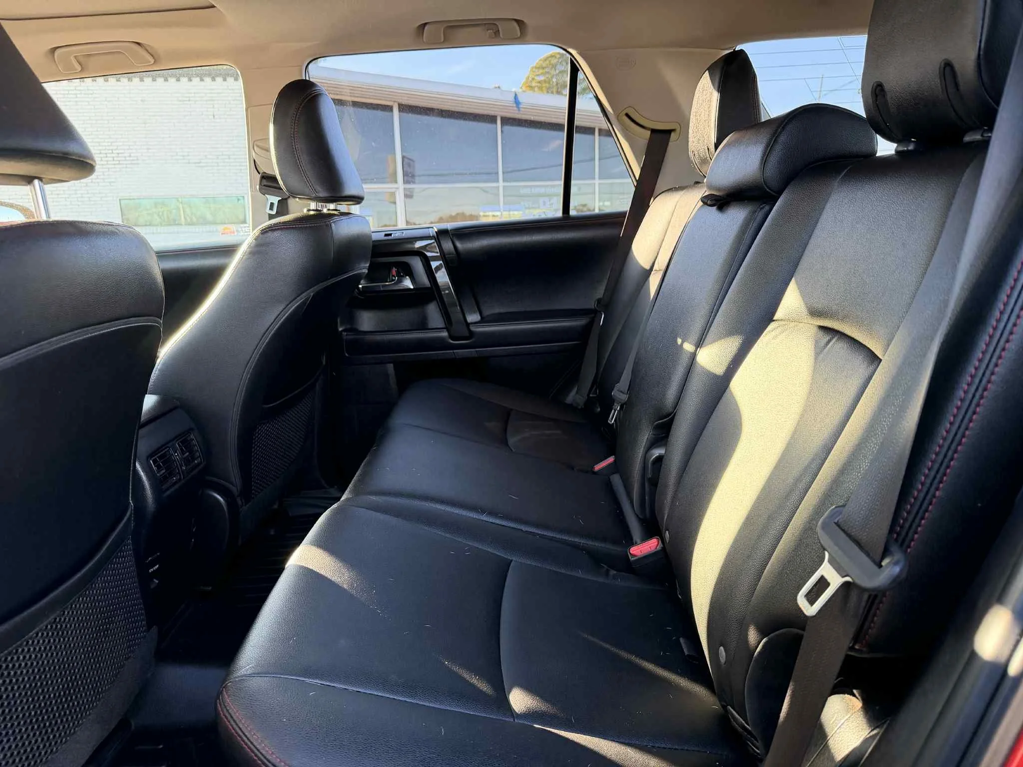 4f430bf6-f875-4fd2-9cf9-0b31f9d35417.jfif