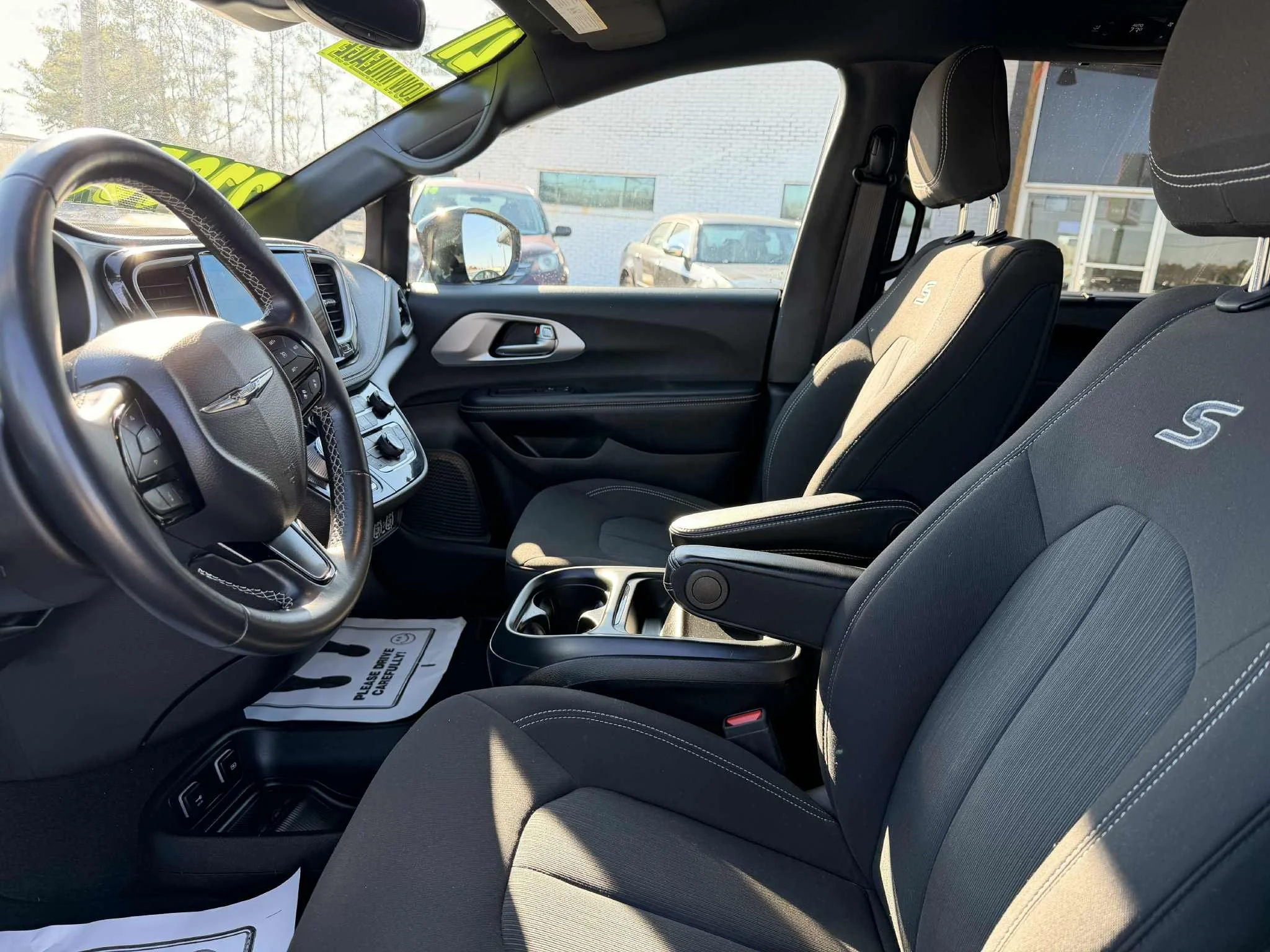 5e06c1f7-1925-4850-a52d-f537ad553c08.jfif