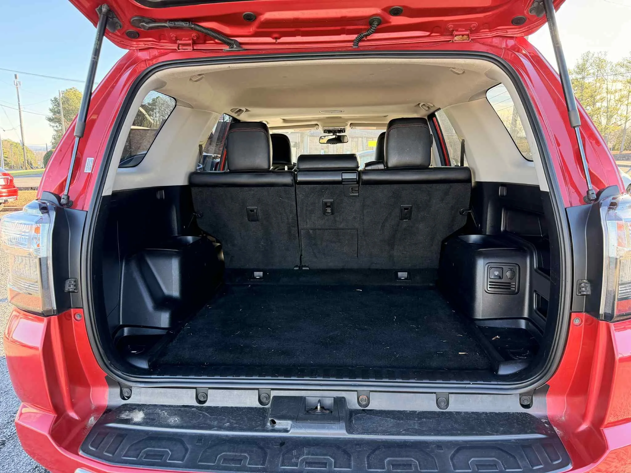 a9474f81-5394-46d5-8bf6-7184eb11a9d5.jfif