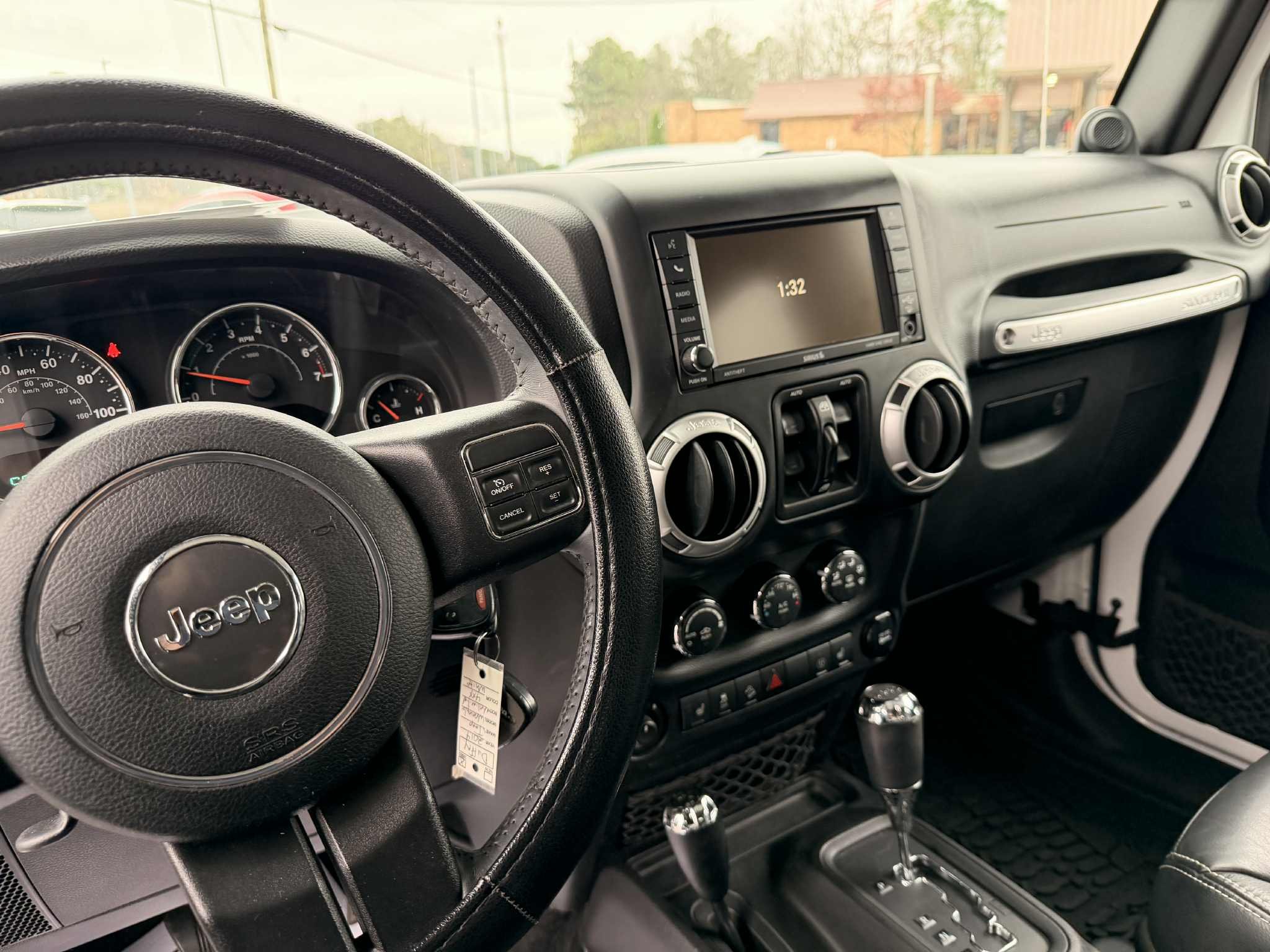 bcc43451-450c-4a43-827f-eeb82127d0be.jfif