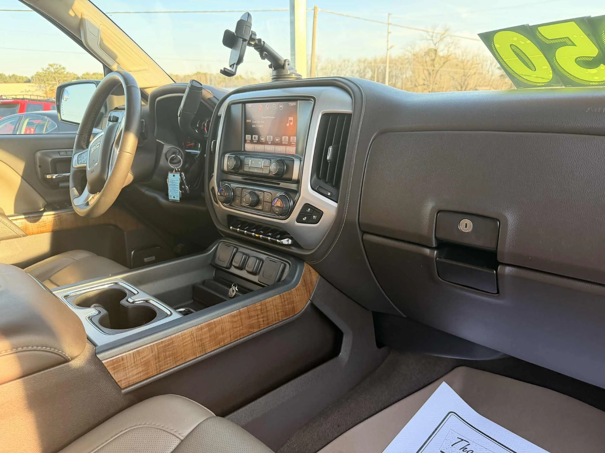 896ebfa3-e79f-42d2-8baf-860cc6f9bb14.jfif