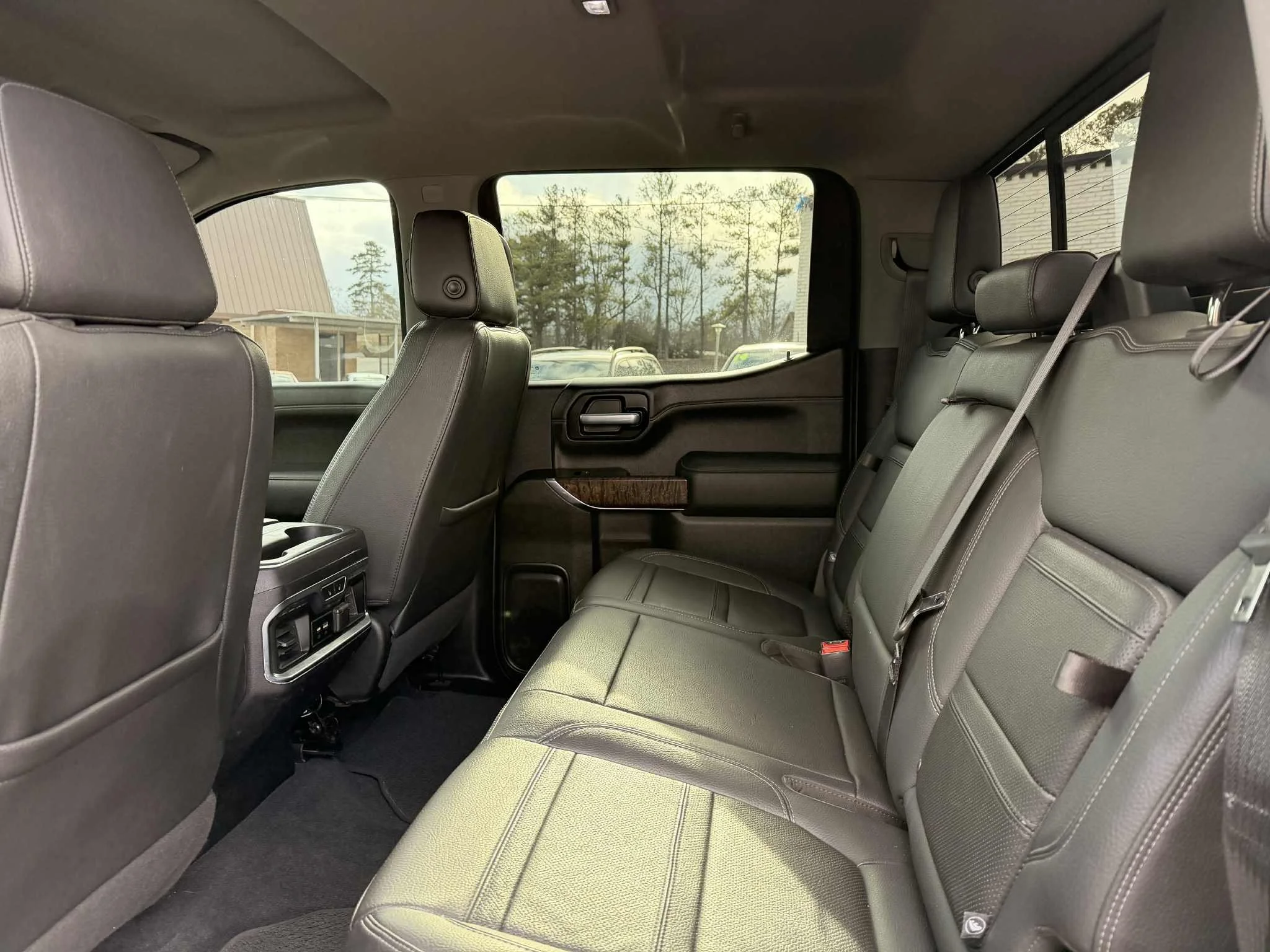 60f36446-6809-4d64-96af-47c4336506b3.jfif