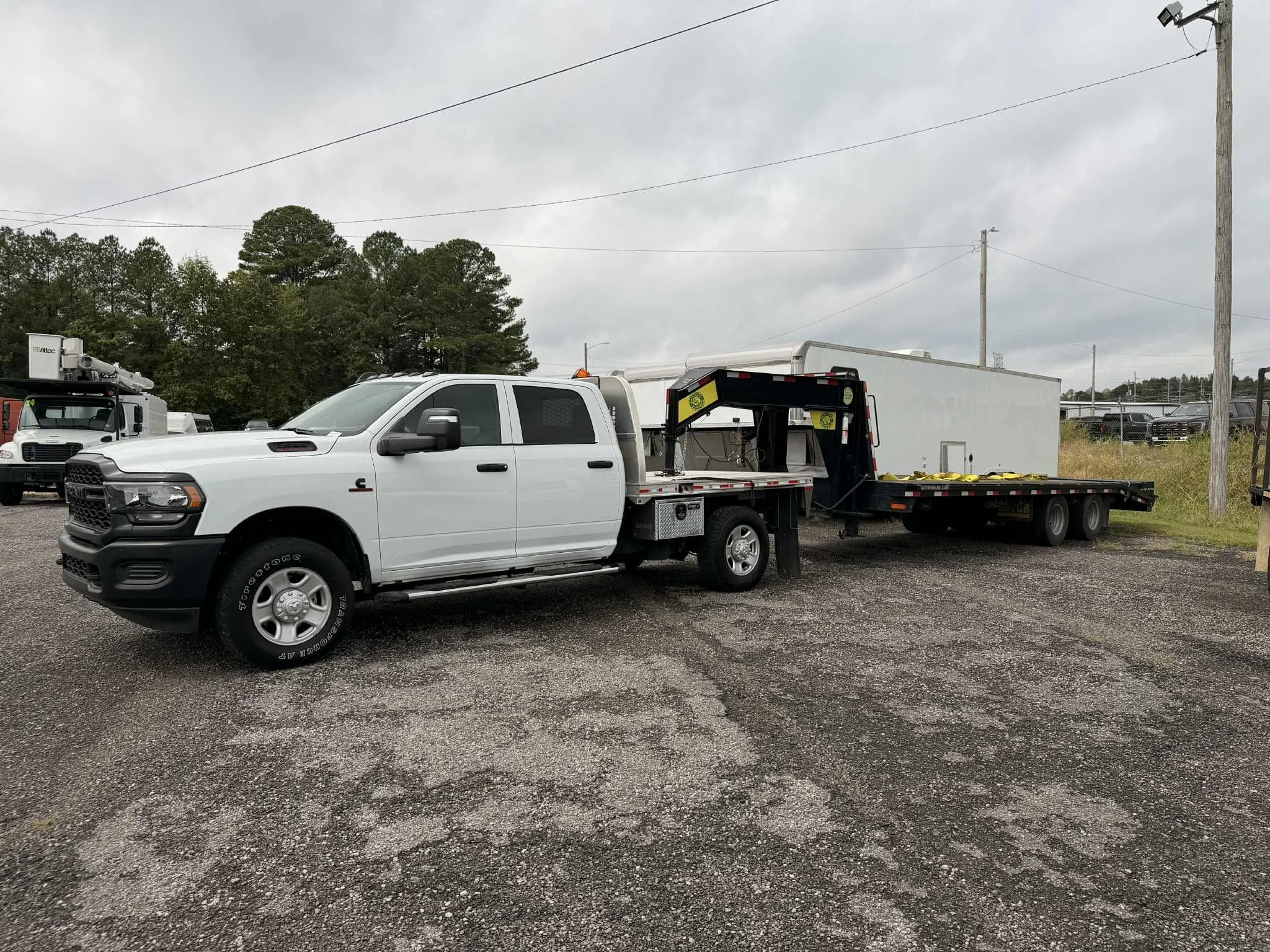 fccfbc6d-2299-482d-9996-9e5c7c7b983a (1).jpg