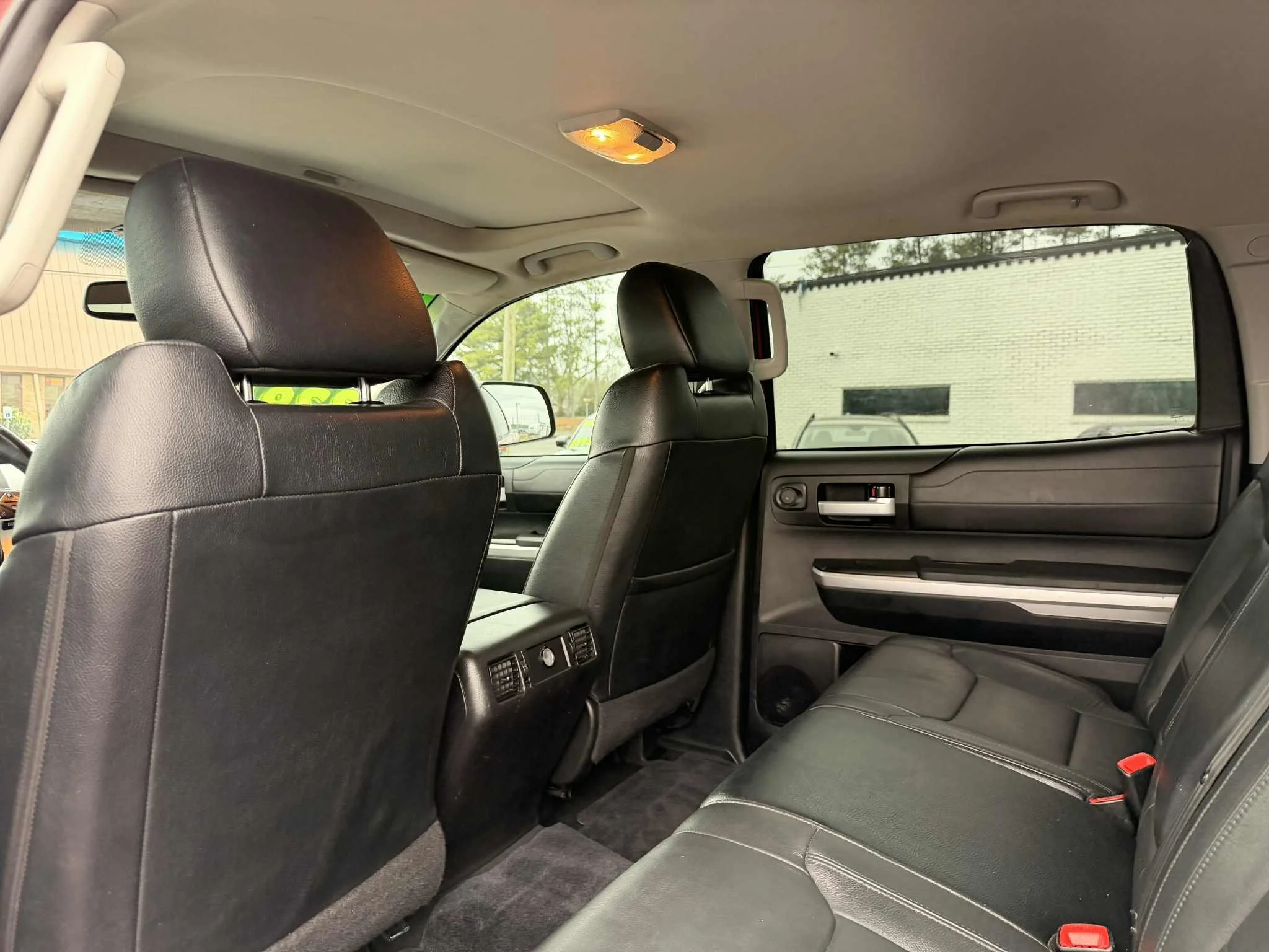 87269b63-1b64-49ca-88fd-99cc35ff015a.jfif