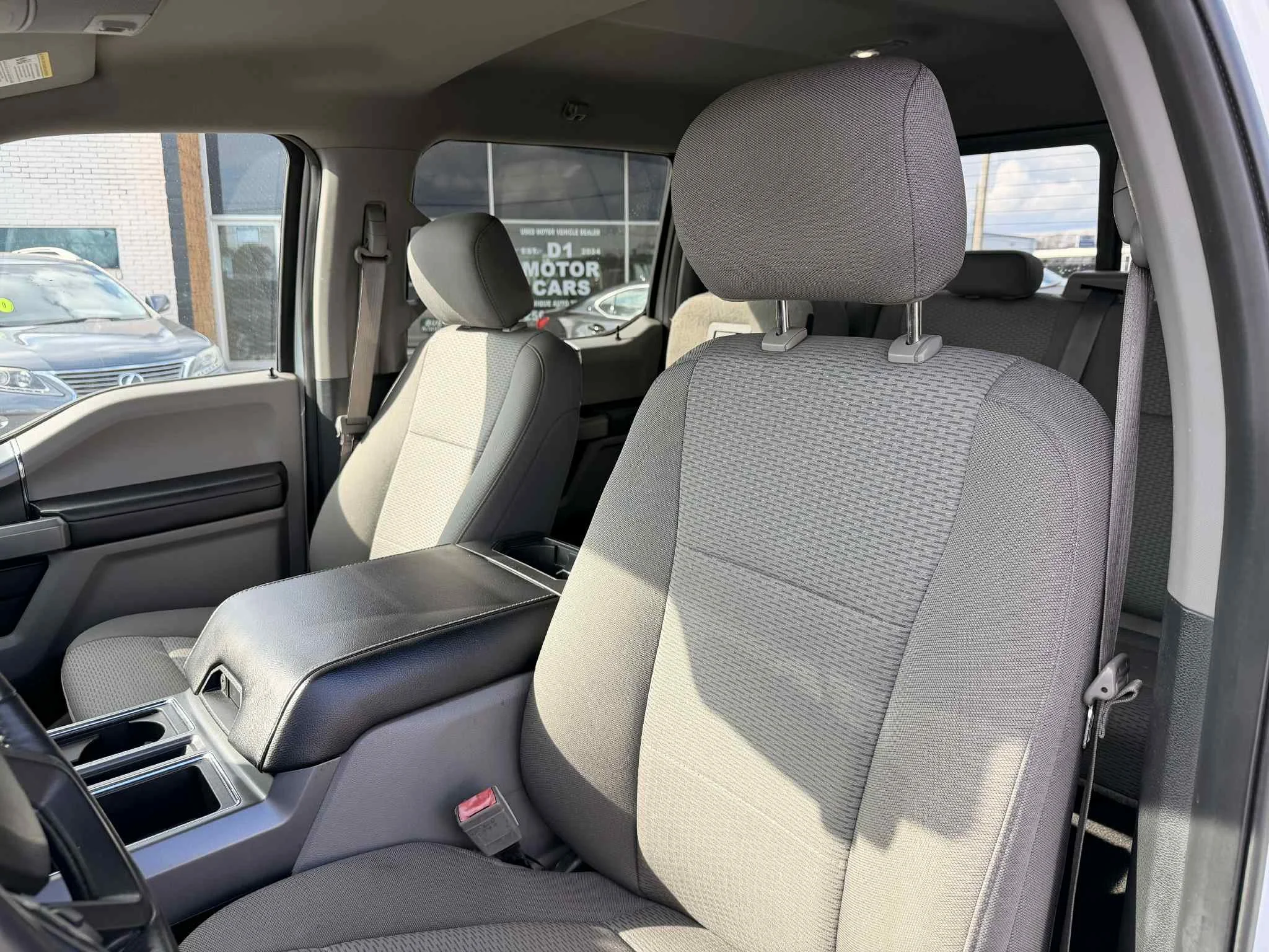 d1eecbcc-eb3b-4854-a1ba-d0ff86e5fa5f.jfif