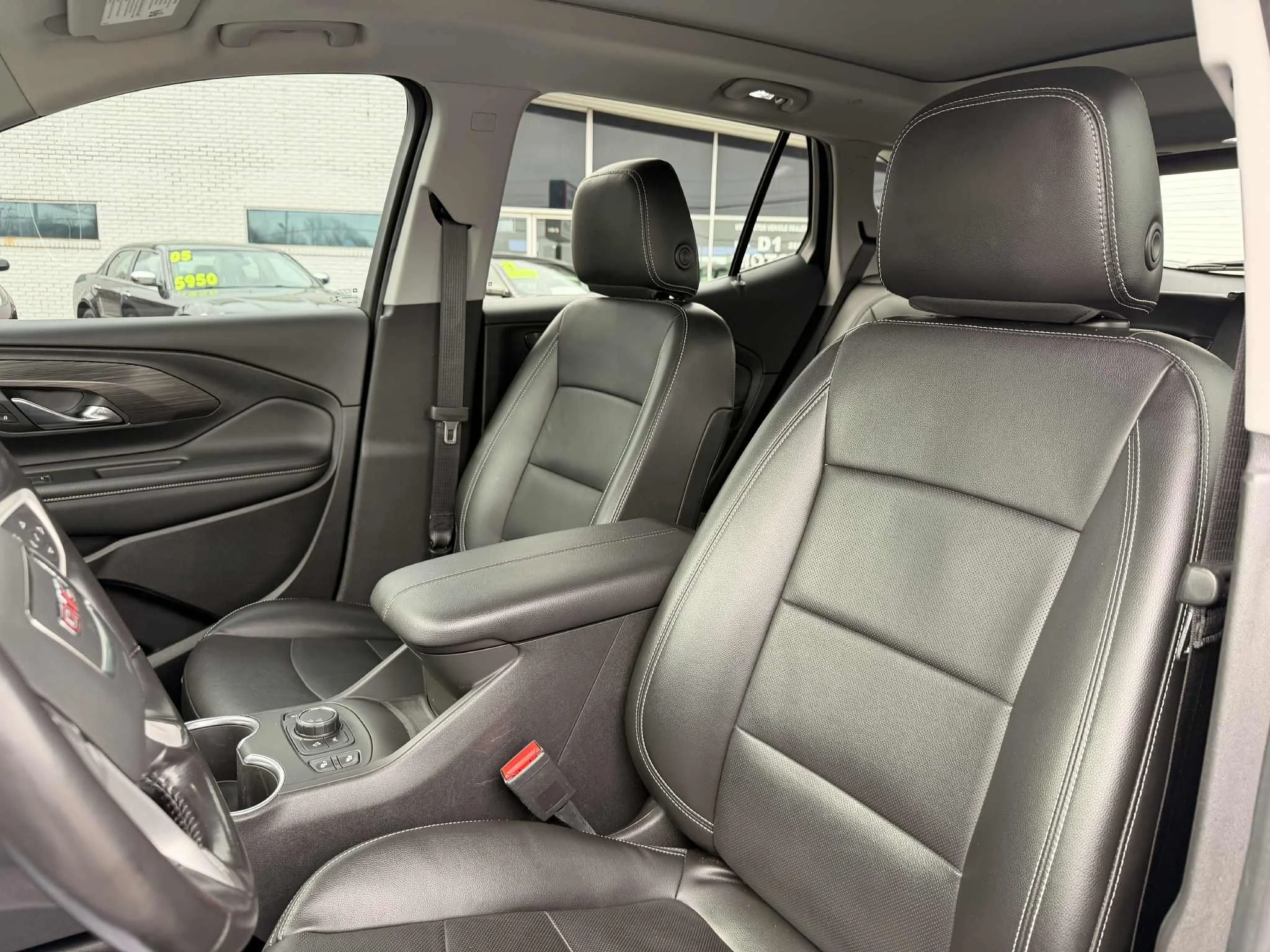 876e1b9f-73ca-4d1c-adc8-e8fdfb959bc5.jfif