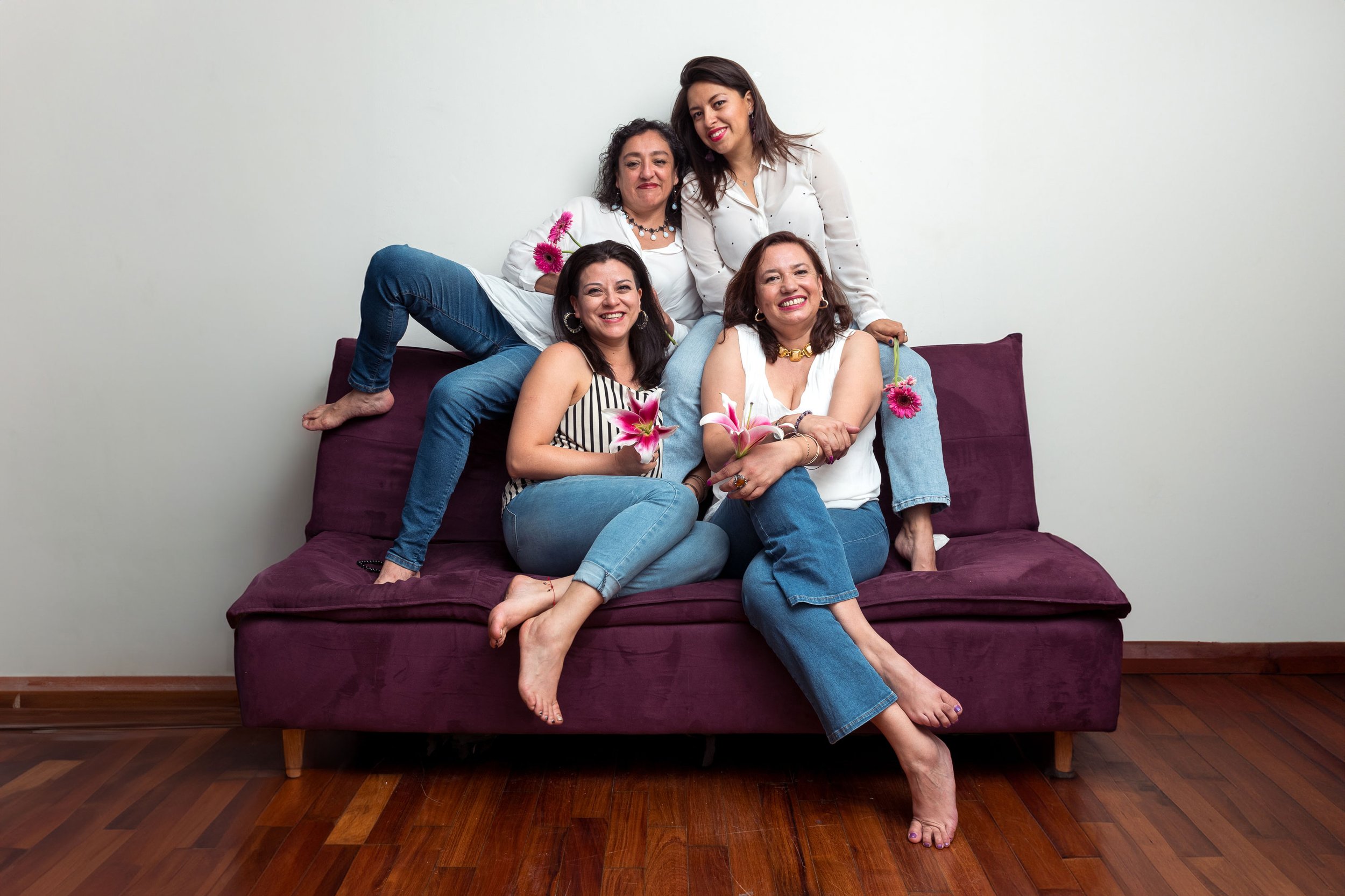 Xuruni-sofa.jpg