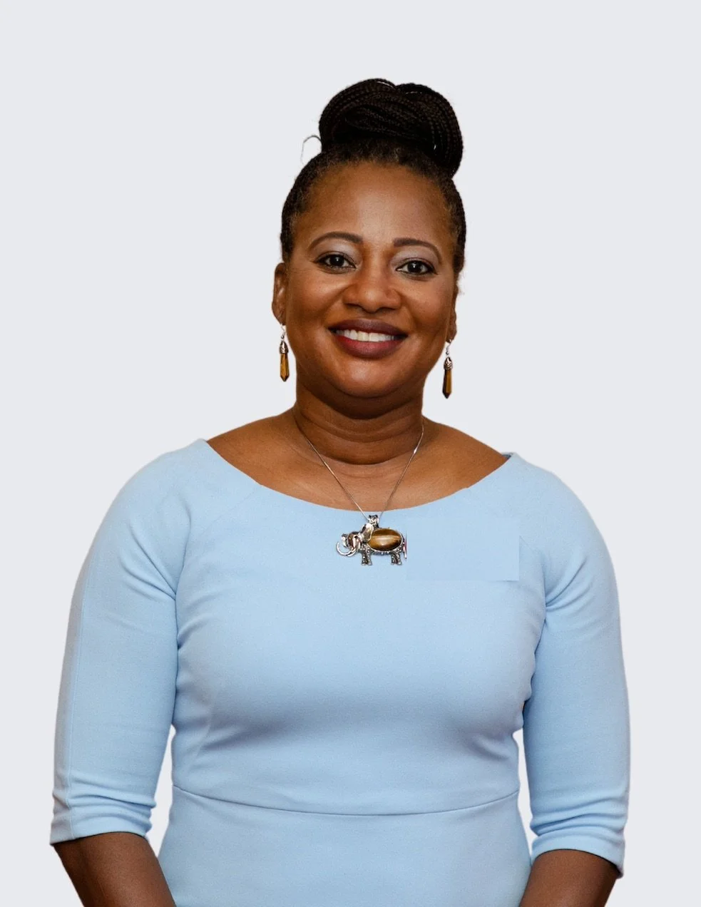 CaMiaHeadshot 1MB.jpg