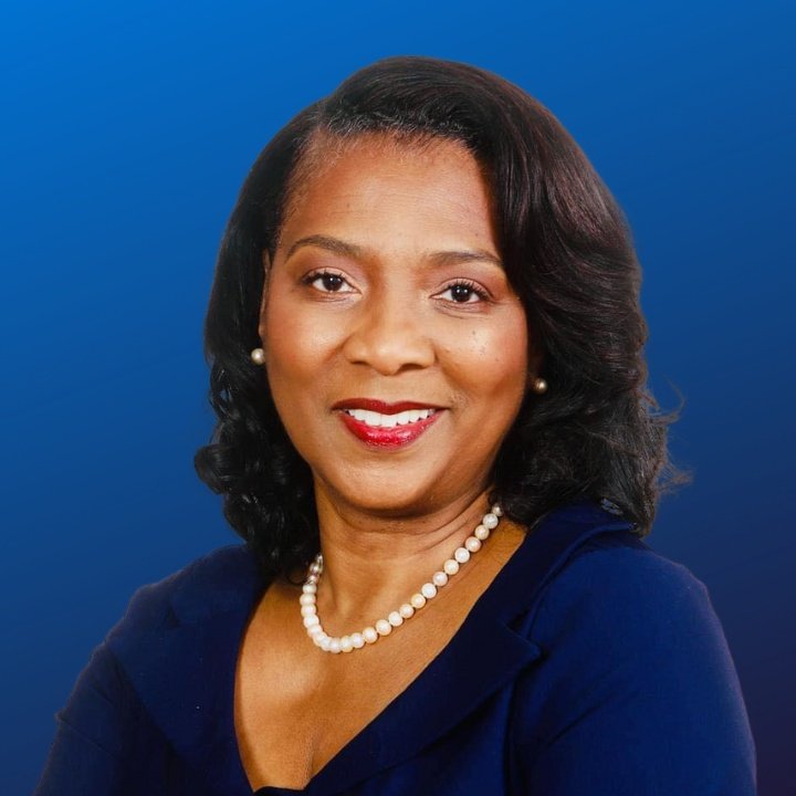 Debra Bazemore headshot