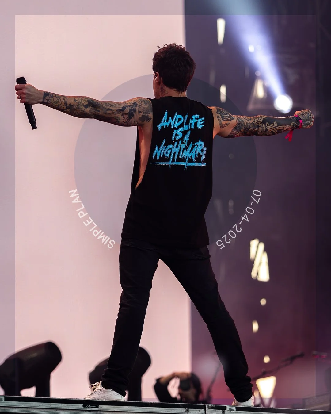 62 Simple Plan 4.jpg