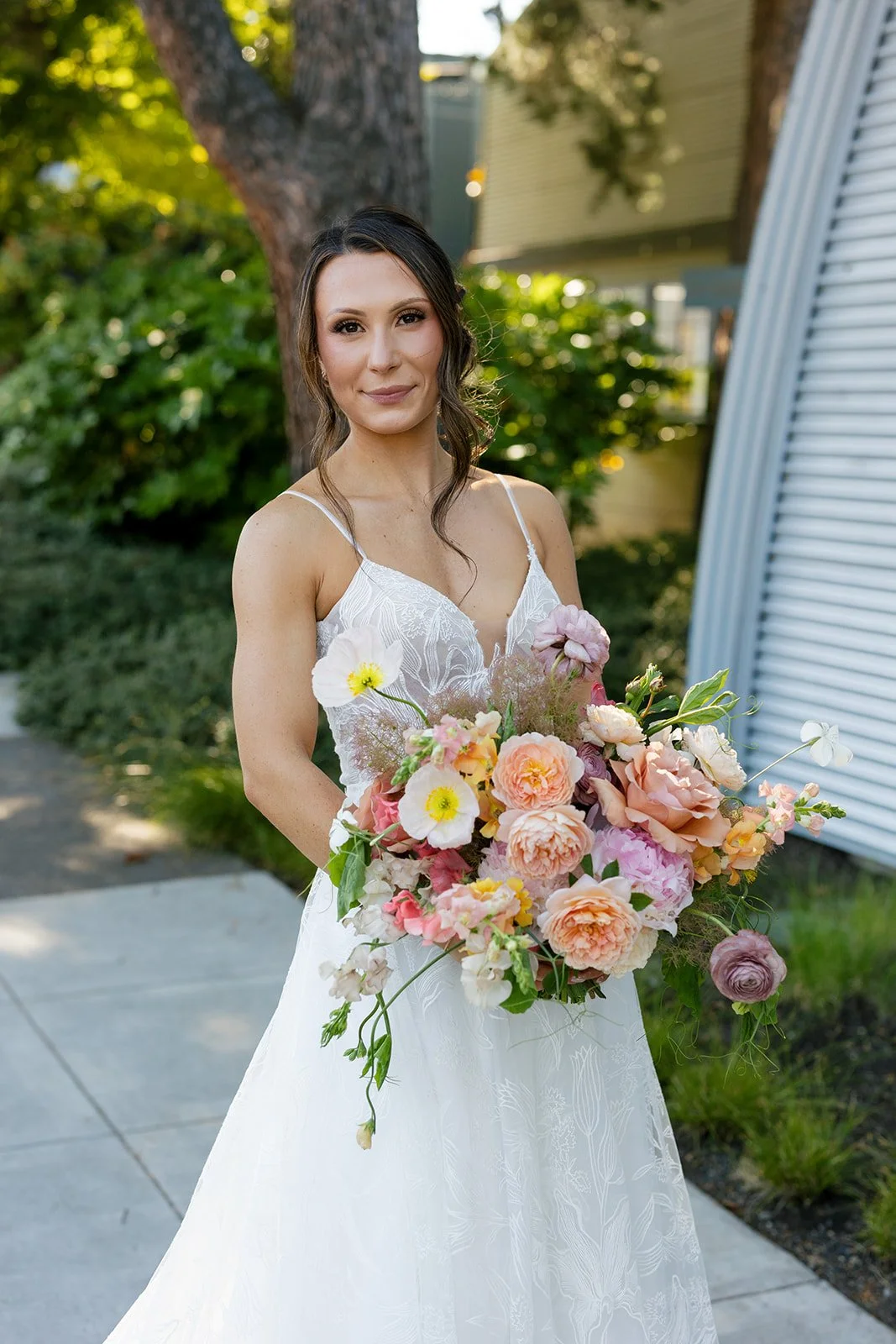 Jana Bridal bouquet blockhouse.jpg
