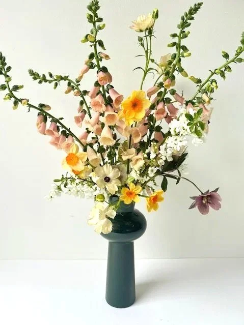 Mother%27s+Day+special+flowers+green+vase+.jpg