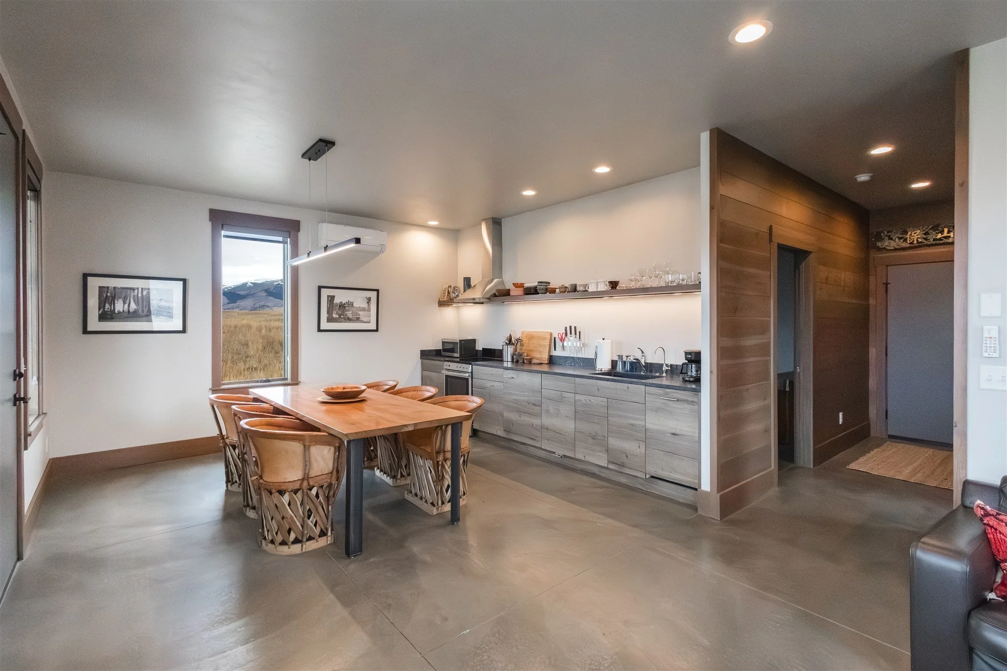 Stuarts Cabin_WideAngle-10.jpg