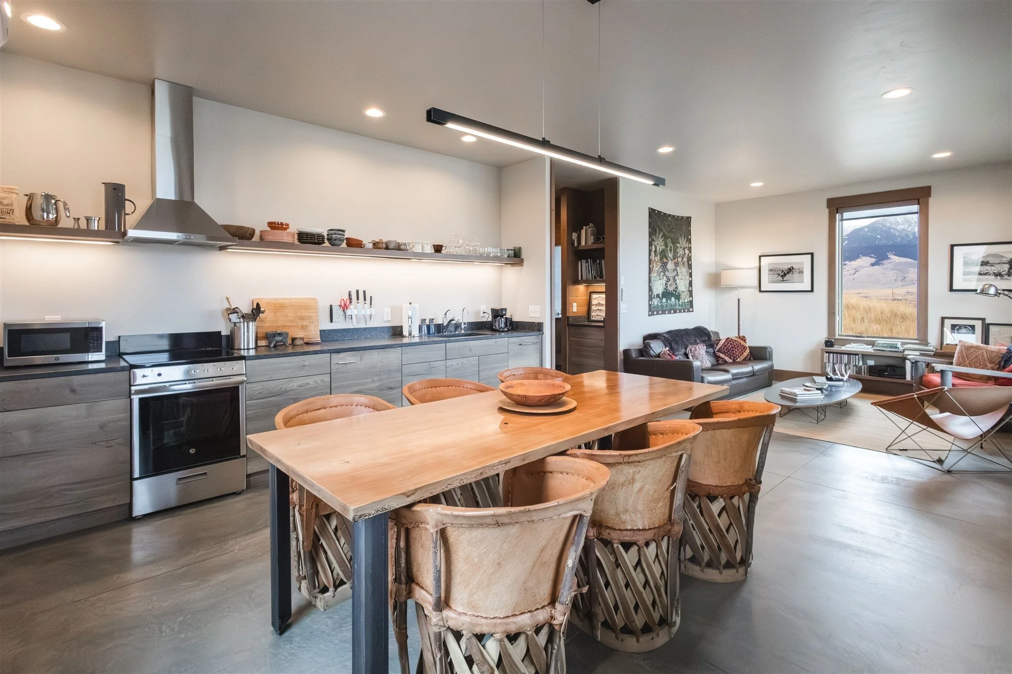 Stuarts Cabin_WideAngle-13.jpg