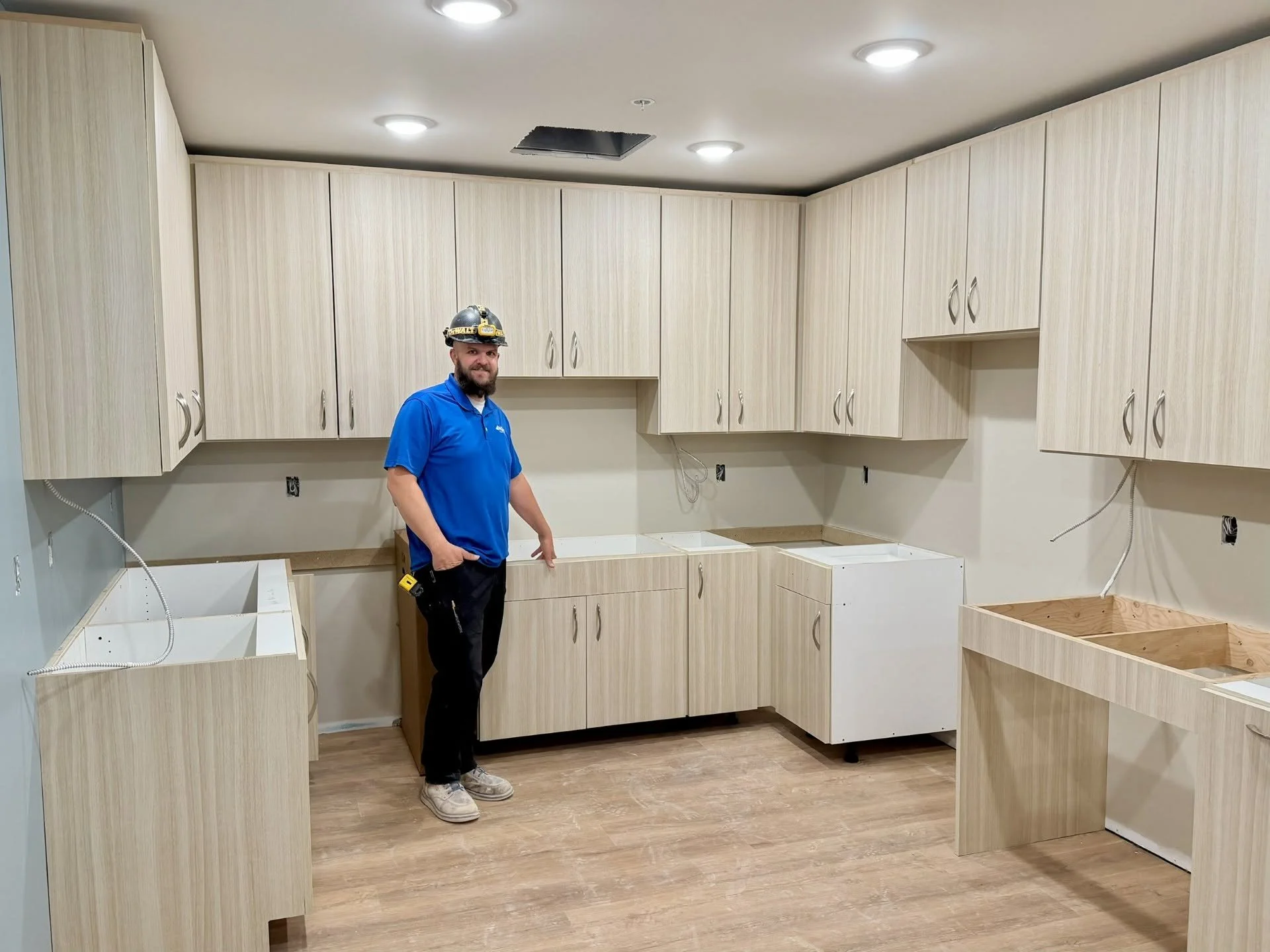 oak hill cabinets 3.jpg