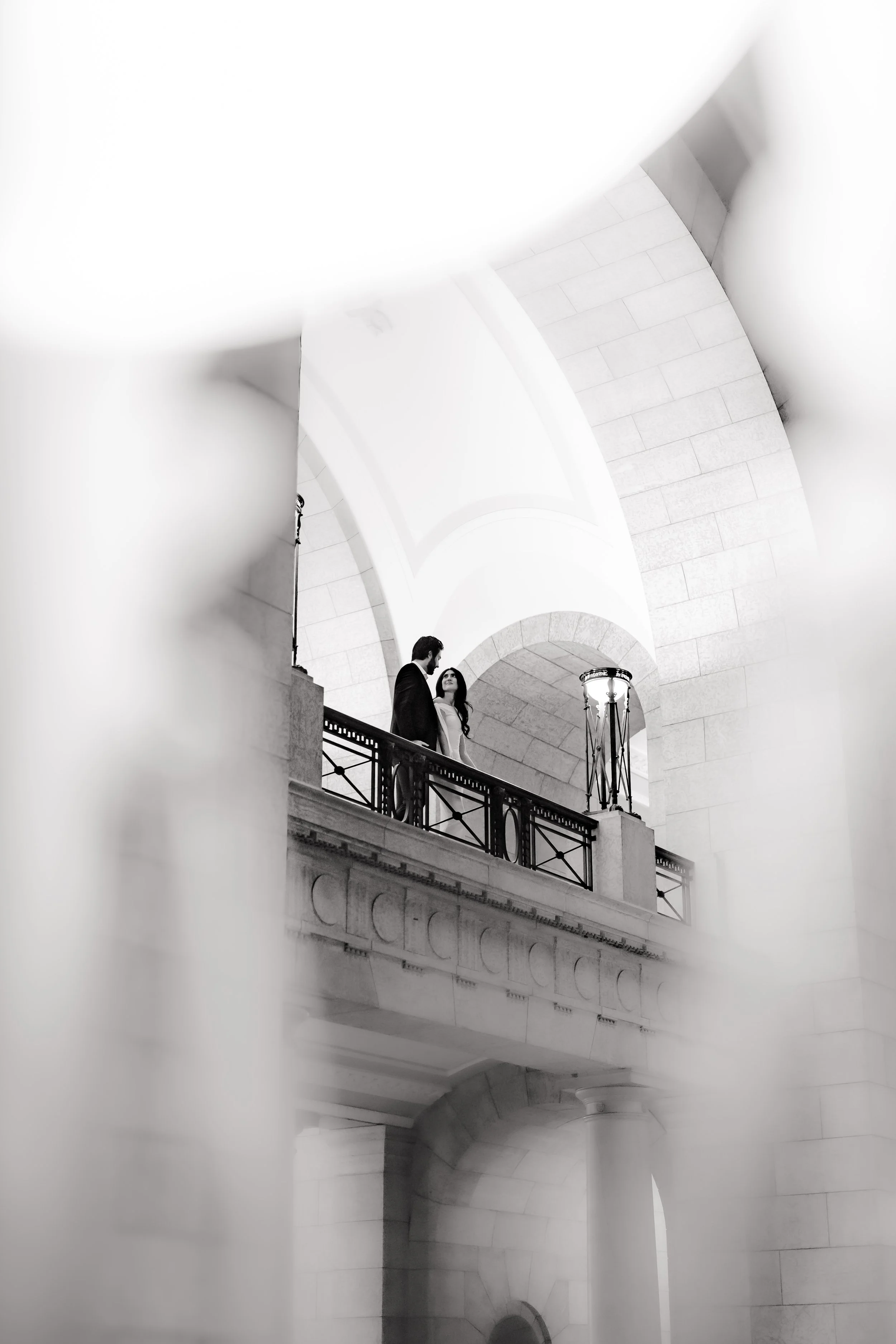 Evan&ChelseaBW-7402649.jpg