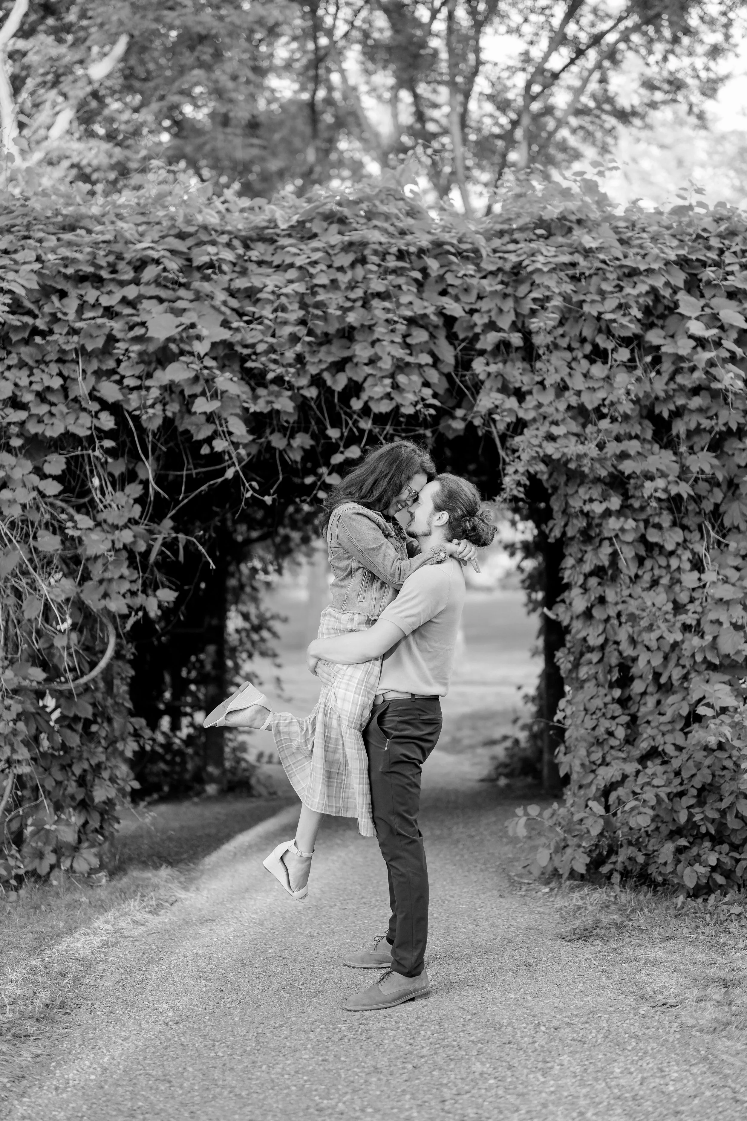Melissa&KevinBW-7407039.jpg