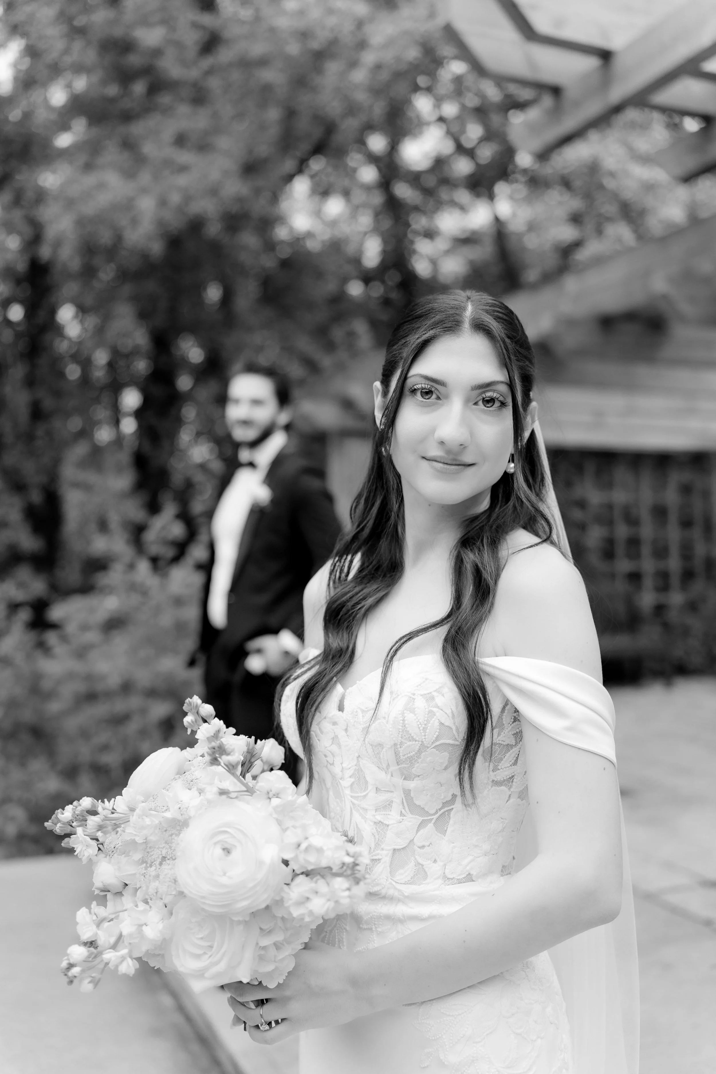 Chelsea&EvanBW-7403444 (1).jpg