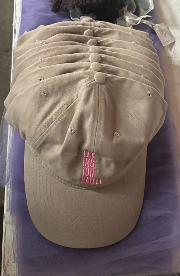 Logo Hat