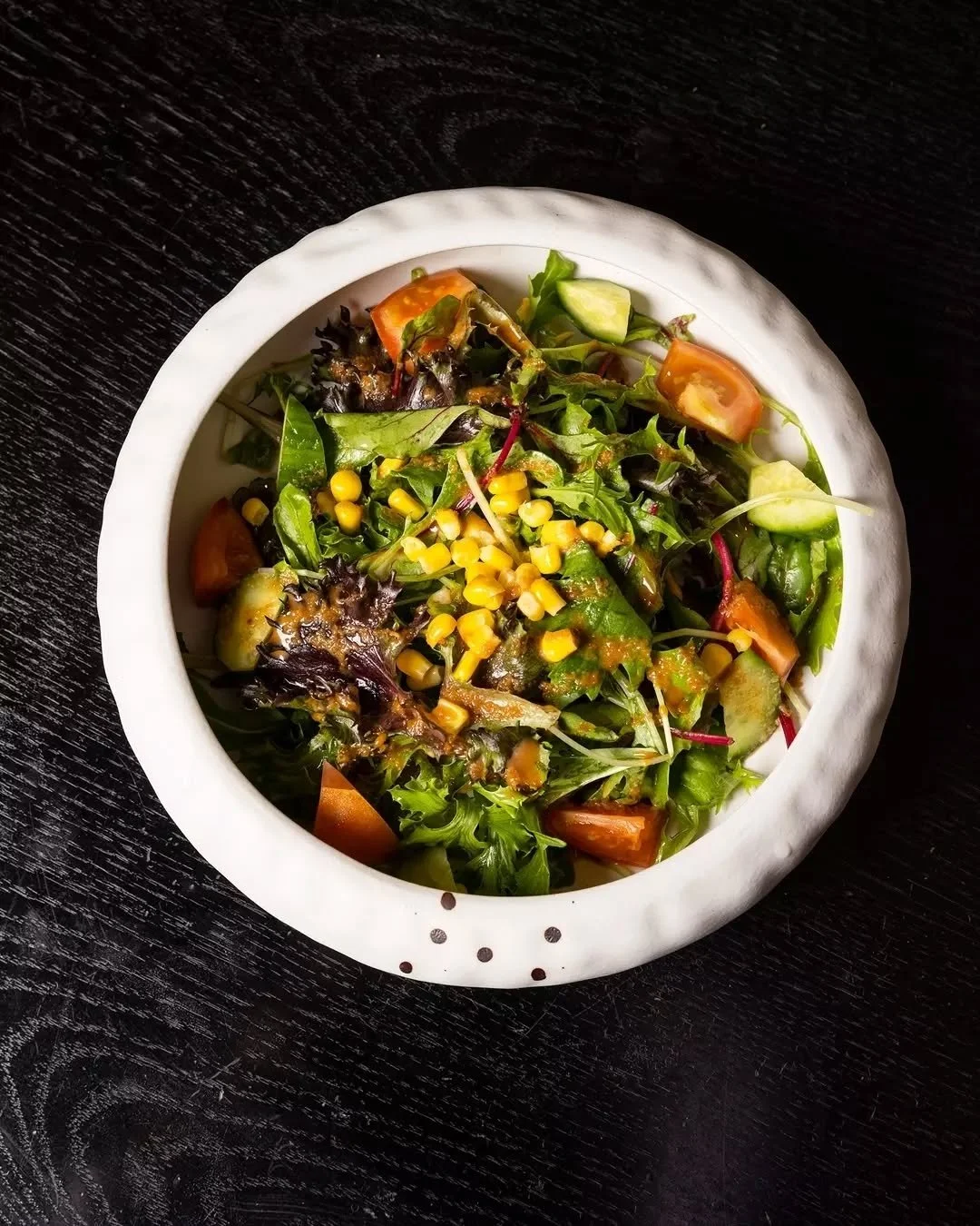 グリーンサラダ 豆腐サラダ
Garden Salad 🥗

Nothing better than a bowl of leafy greens!