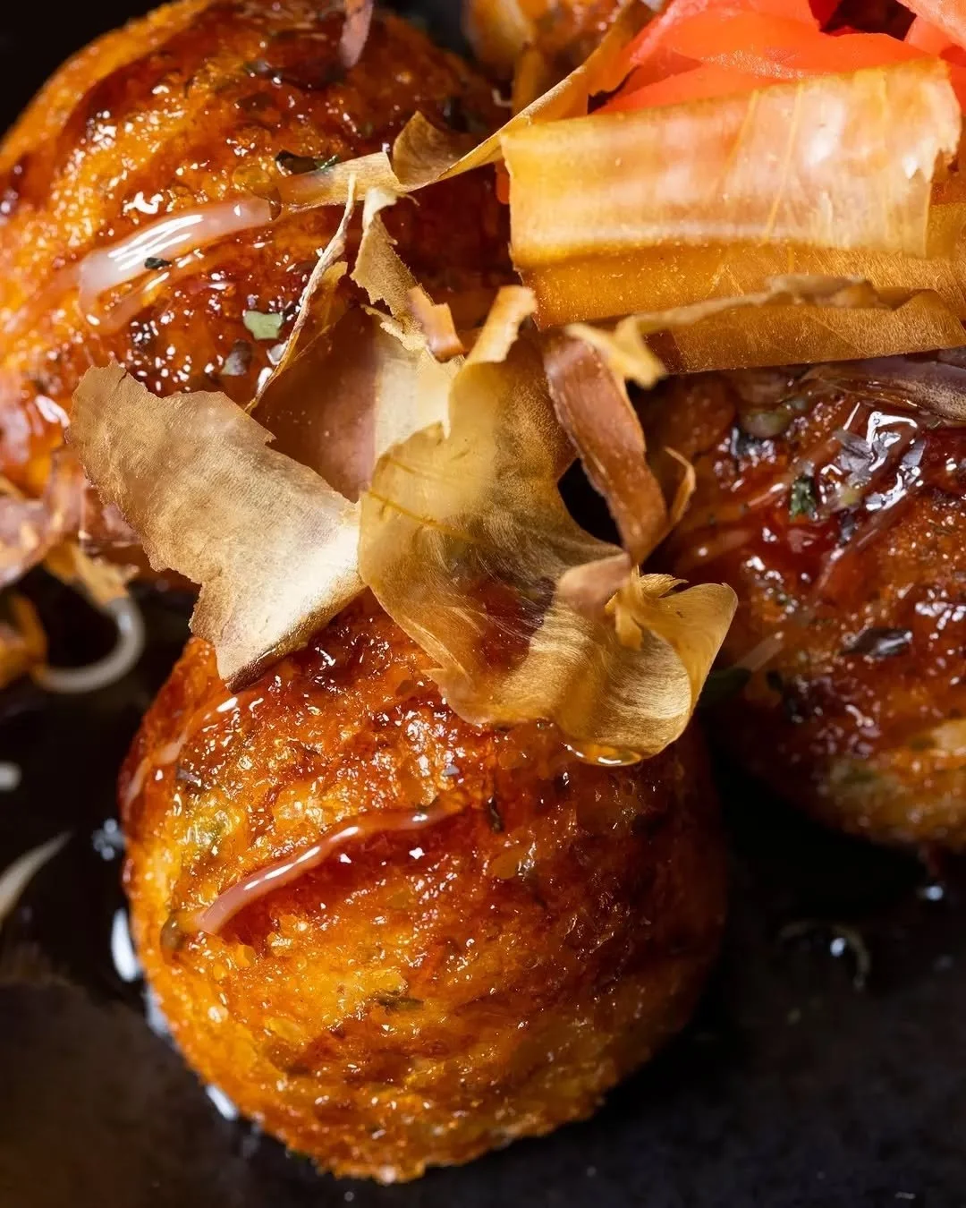 たこ焼き
Takoyaki 🐙

Osaka&rsquo;s most beloved street food. Inspired by Akashiyaki from Hyōgo, these golden bites are packed with tender octopus and umami goodness.