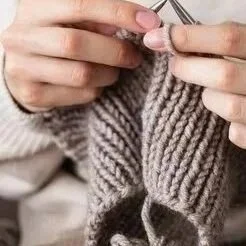 KNITTING%2BWEB.jpg