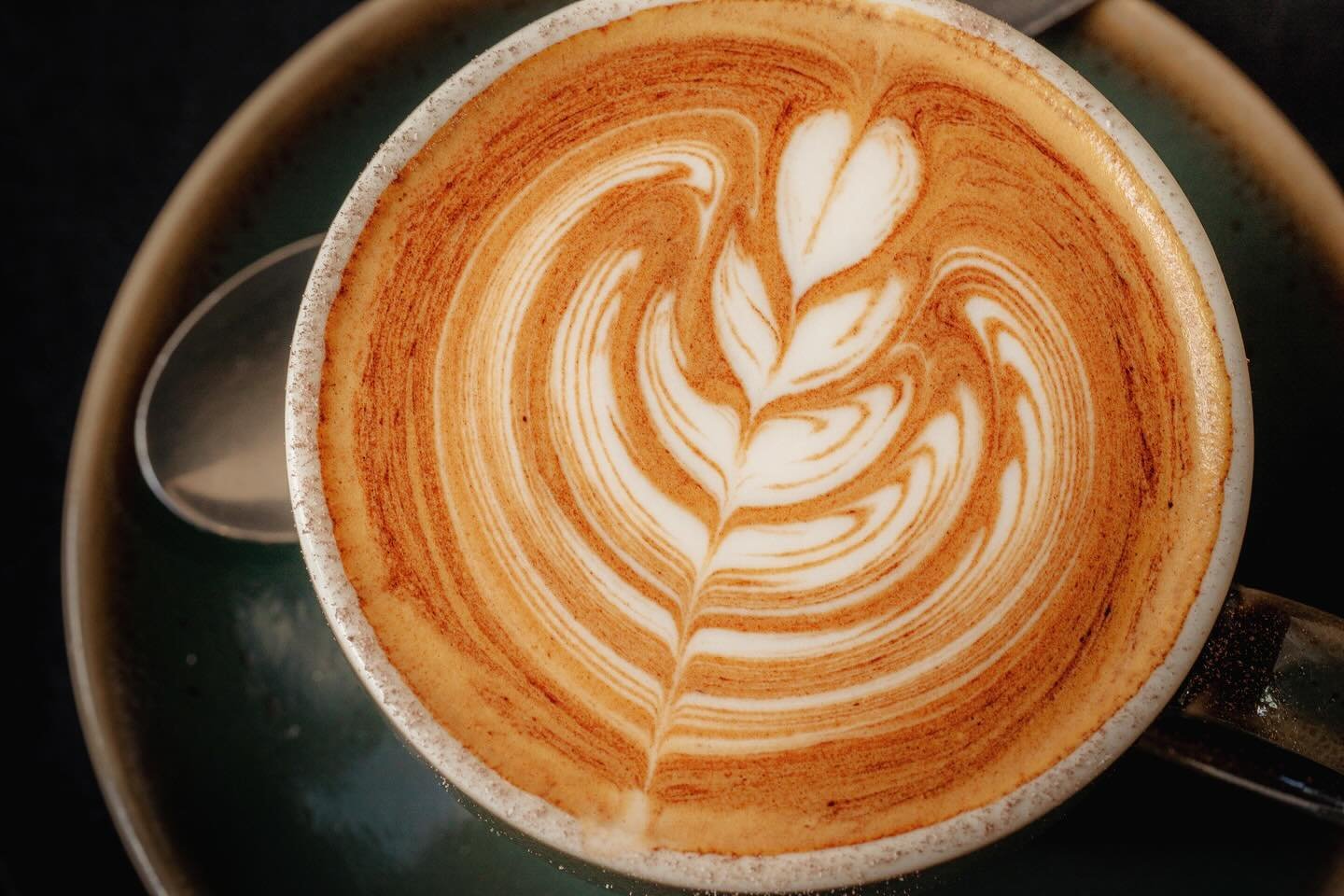 Come and try our amazing coffee! ☕️ Brewing fresh daily with @sevenmilescoffeeroasters 

#coffee #cafe #coffeeholic #latte #placestovisit #cafelatte