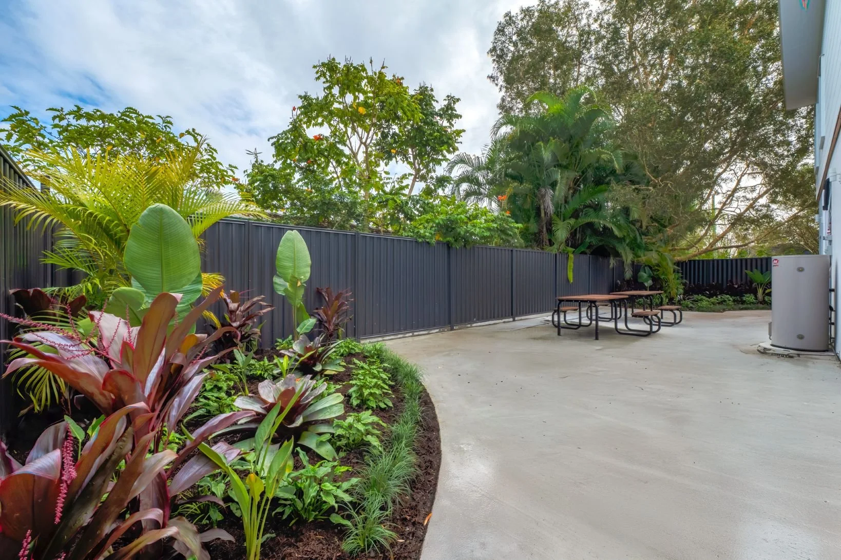 lowres-pnp-exterior 13.jpg