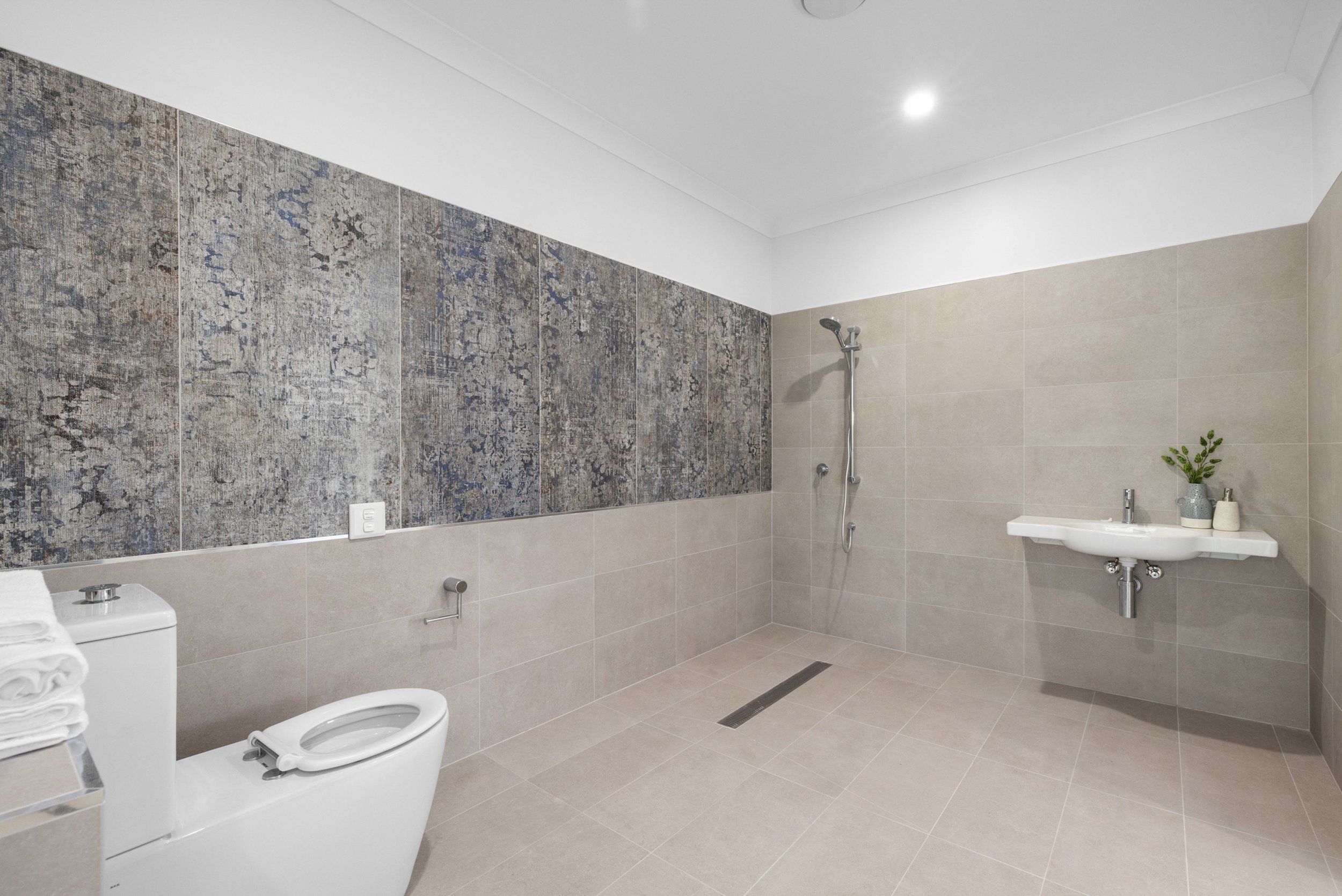 bathroom low res.jpg