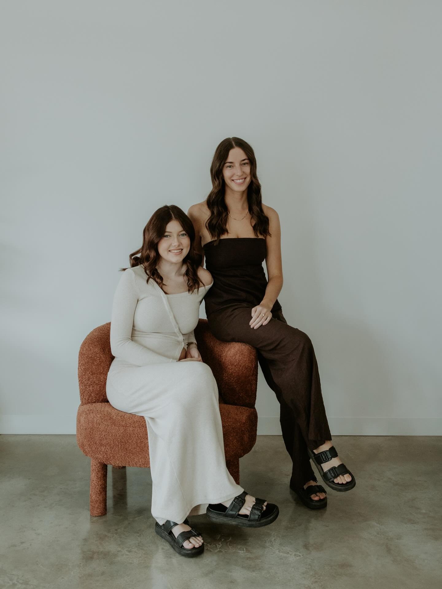 BIG ANNOUNCEMENT!!

I am so excited to share that Daija will be our new apprentice at Agnes Hair Co. While she&rsquo;s new to AHC, she comes with experience! Daija has completed a full year of a school based apprenticeship, and is now half way throug