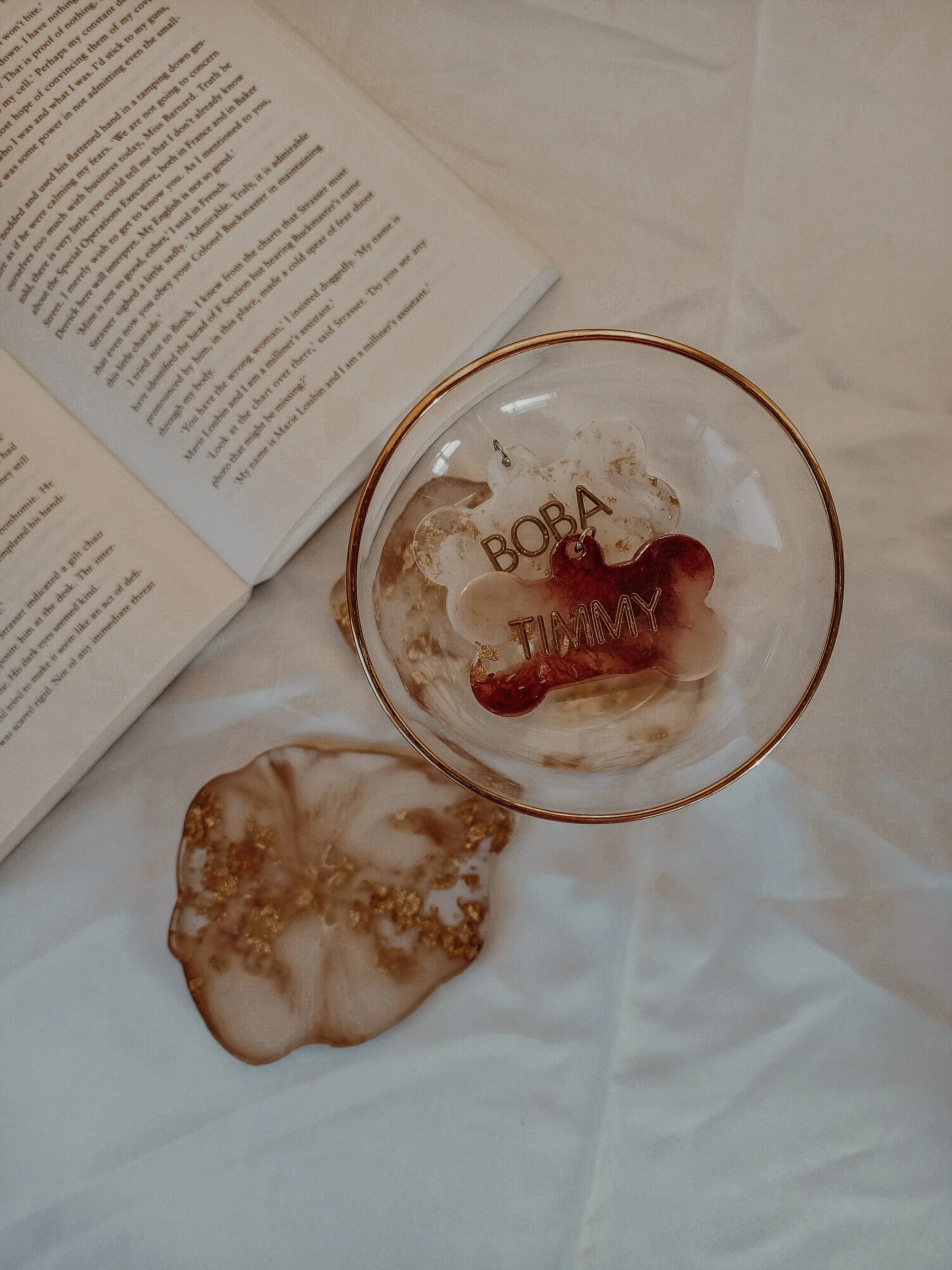 Resin Pet Tag: Dog Bone