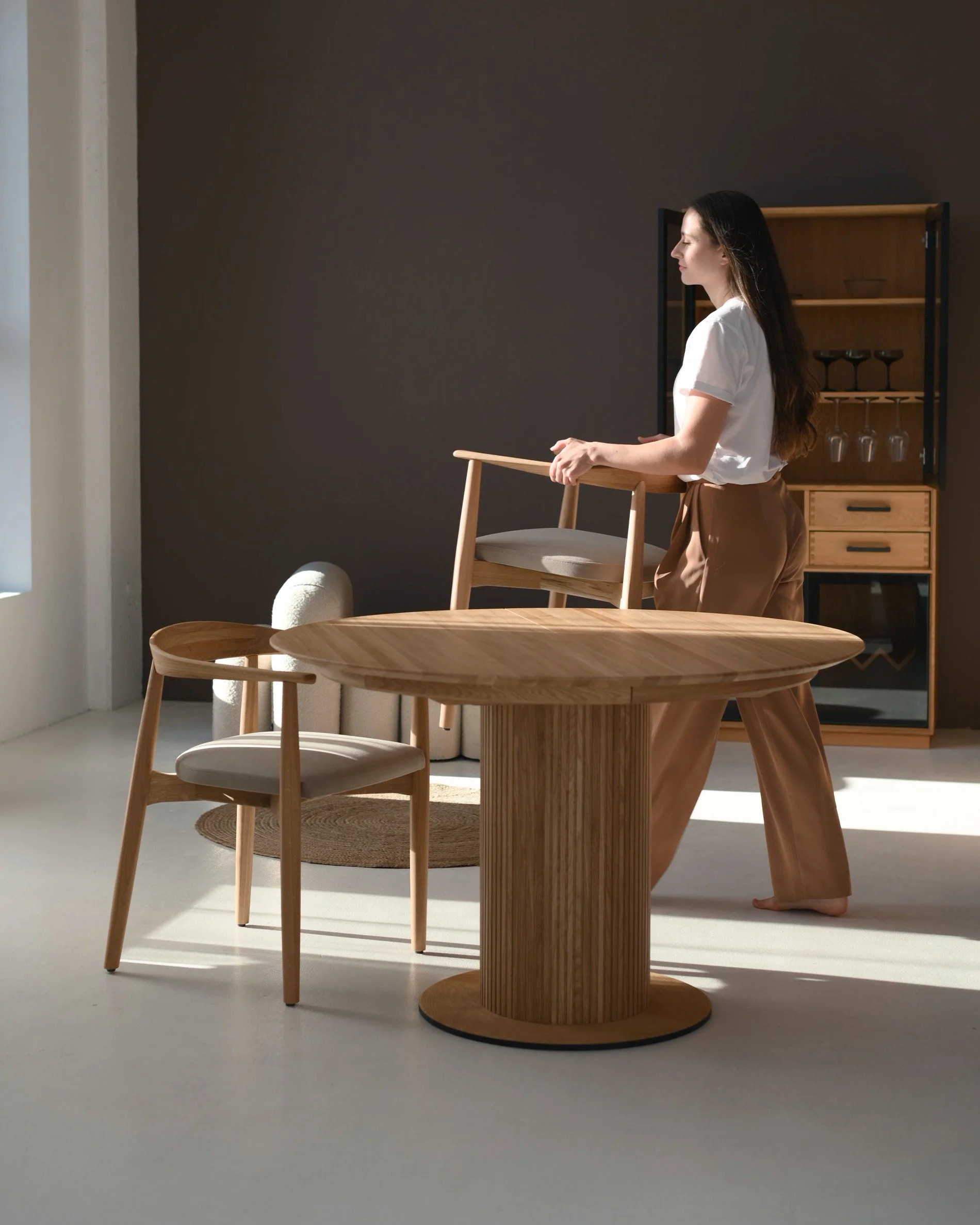 Table haute soudak_Huile claire_Ambiant3.jpg