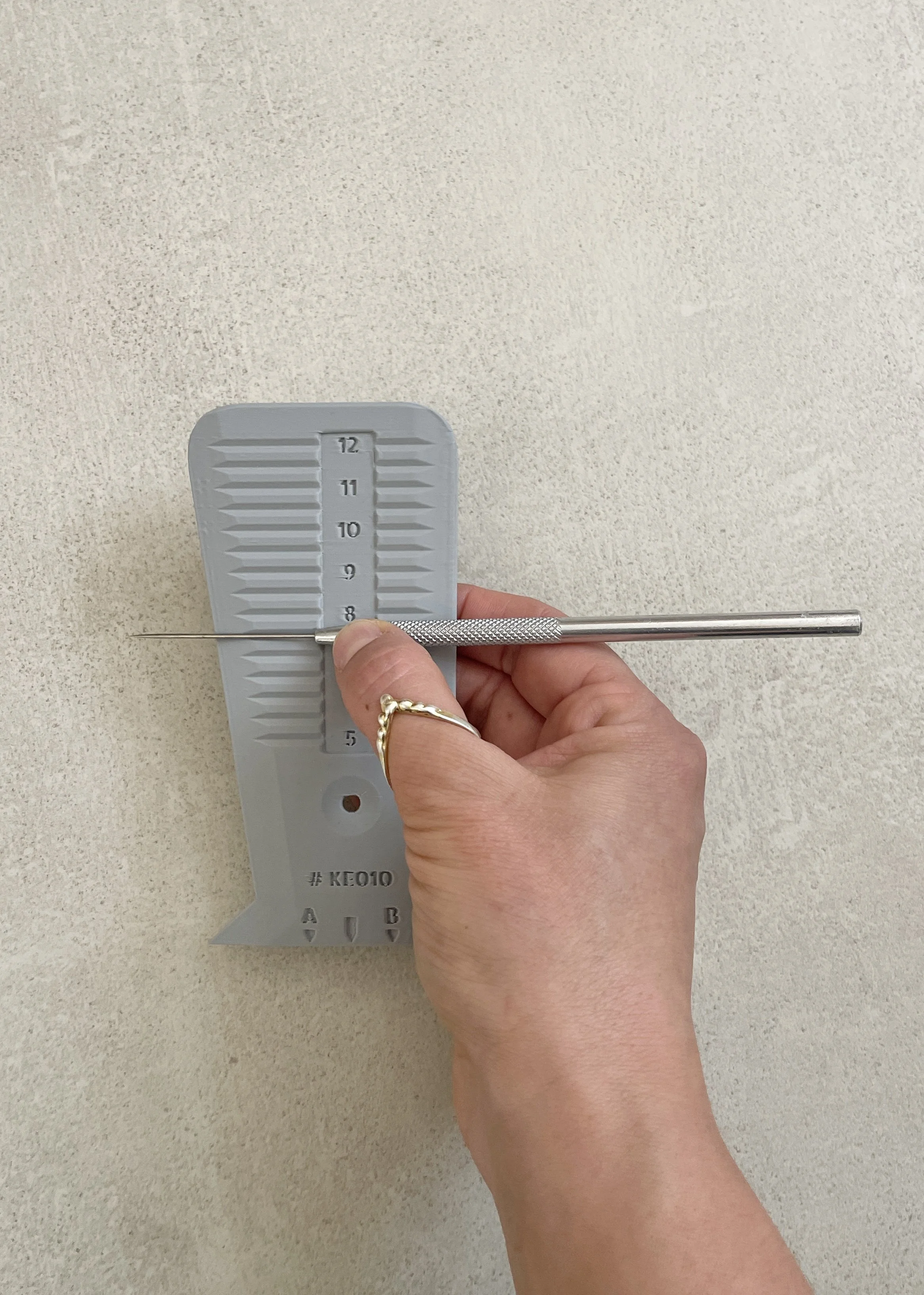 KEO 10 m. Needle.jpg