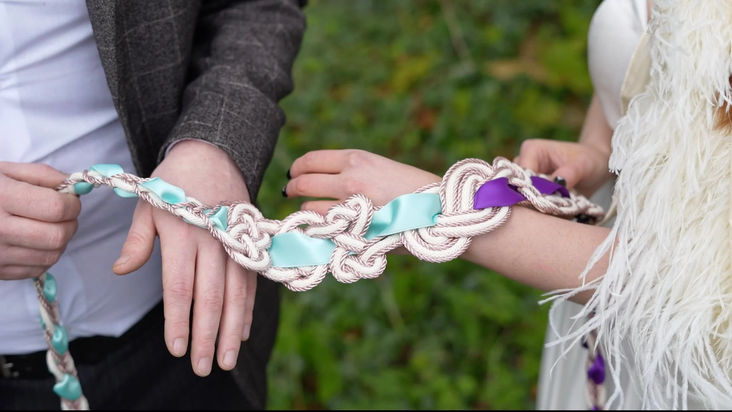 https://i.etsystatic.com/51756120/r/il/42d988/5985611733/il_fullxfull.5985611733_l9u8.jpg