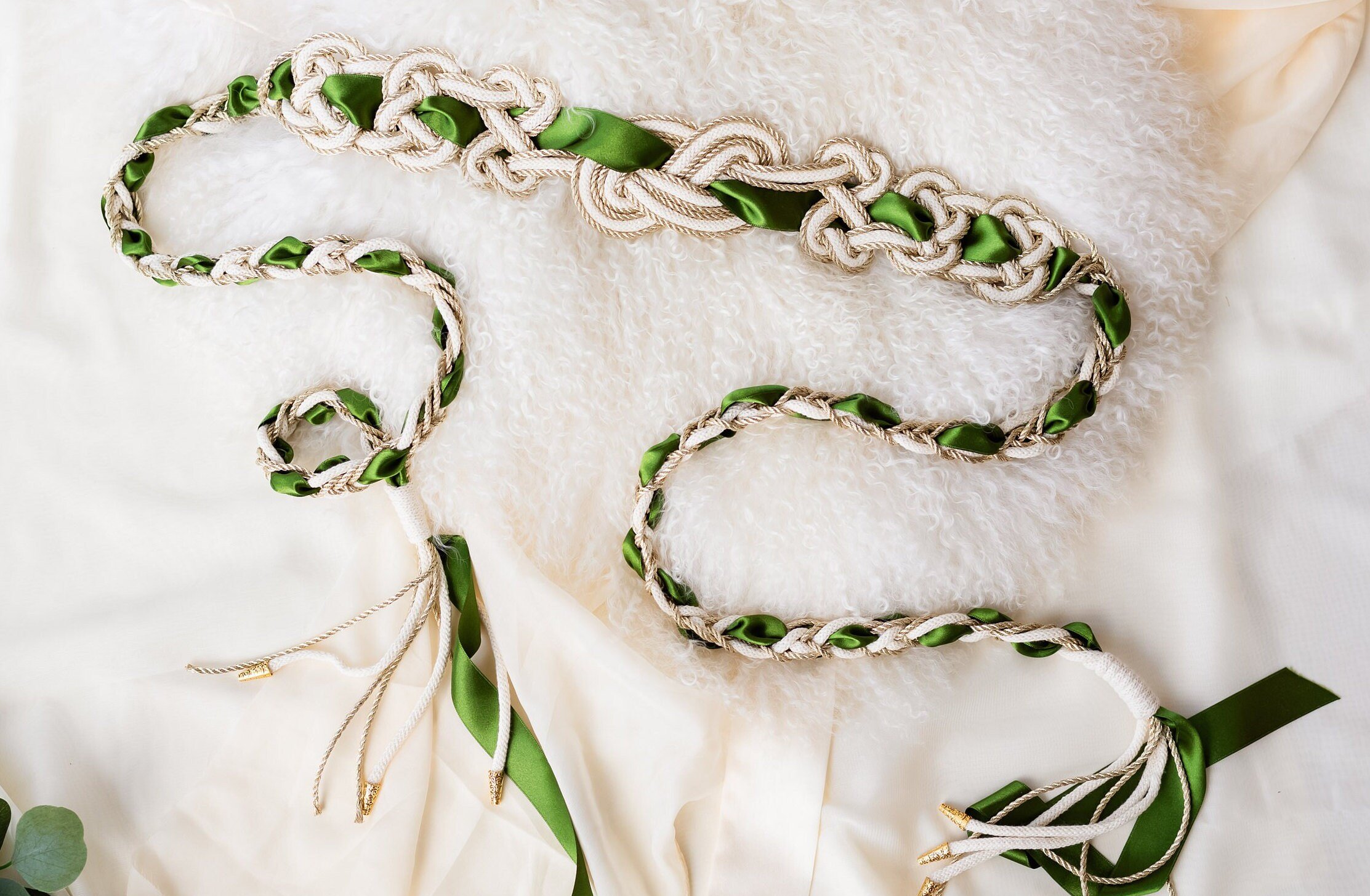 https://i.etsystatic.com/51756120/r/il/d184c4/5975819797/il_fullxfull.5975819797_m0kn.jpg