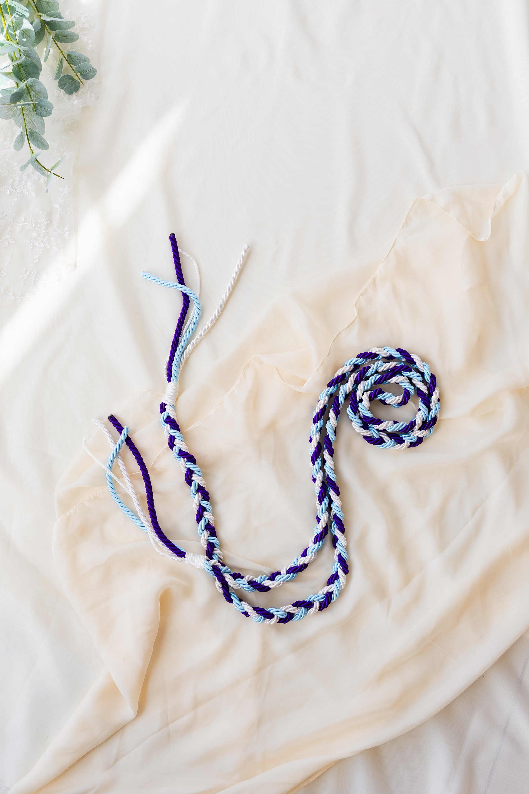 https://i.etsystatic.com/51756120/r/il/35c9ec/5927905928/il_fullxfull.5927905928_nqqu.jpg