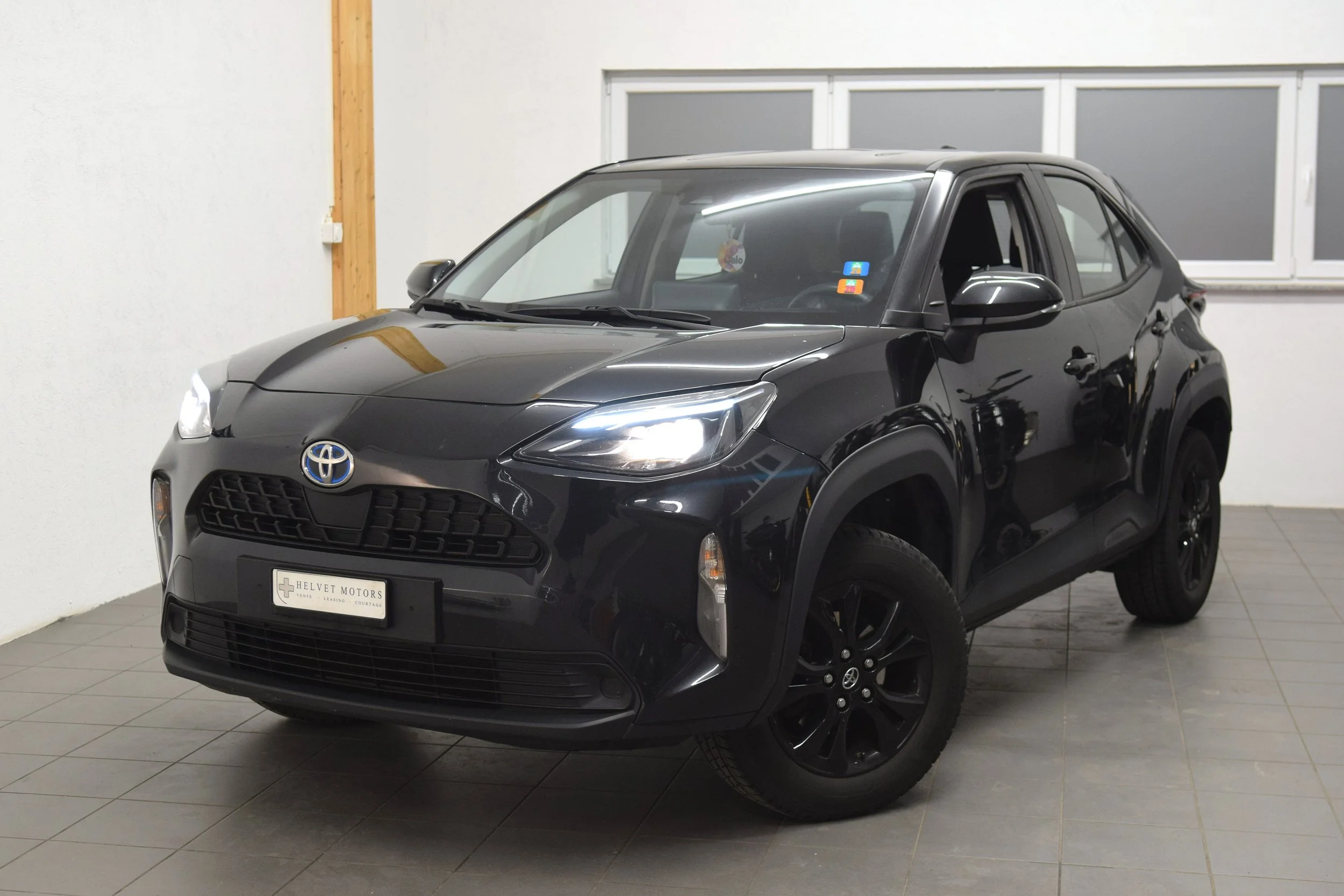 TOYOTA Yaris Cross 1.5 Comfort e-CVT - Année: 03/2023 - Kms: 108.000 - Prix: 21.490 Chf